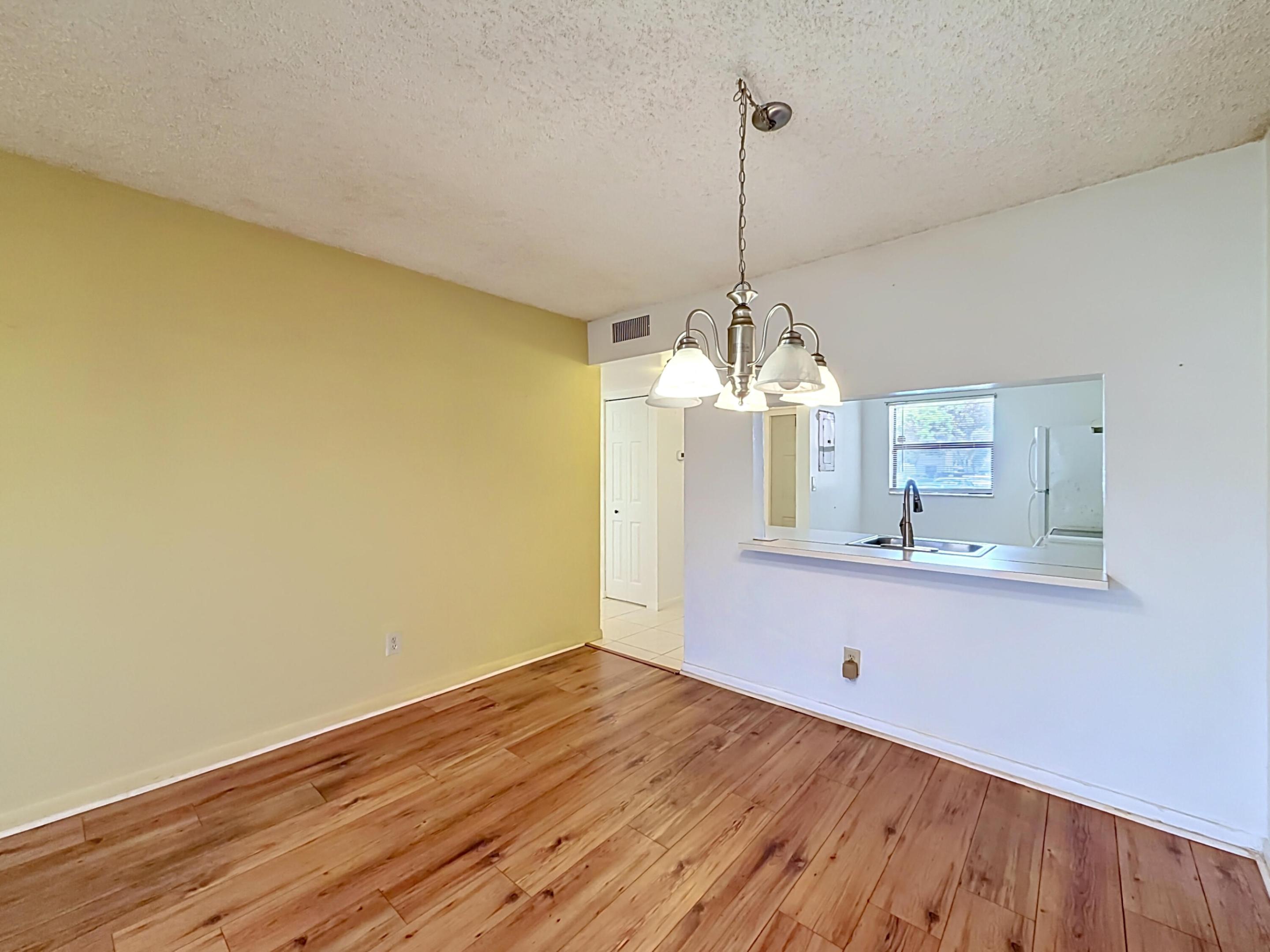 FAIRVIEW AT PEMBROKE POINTE - Residential