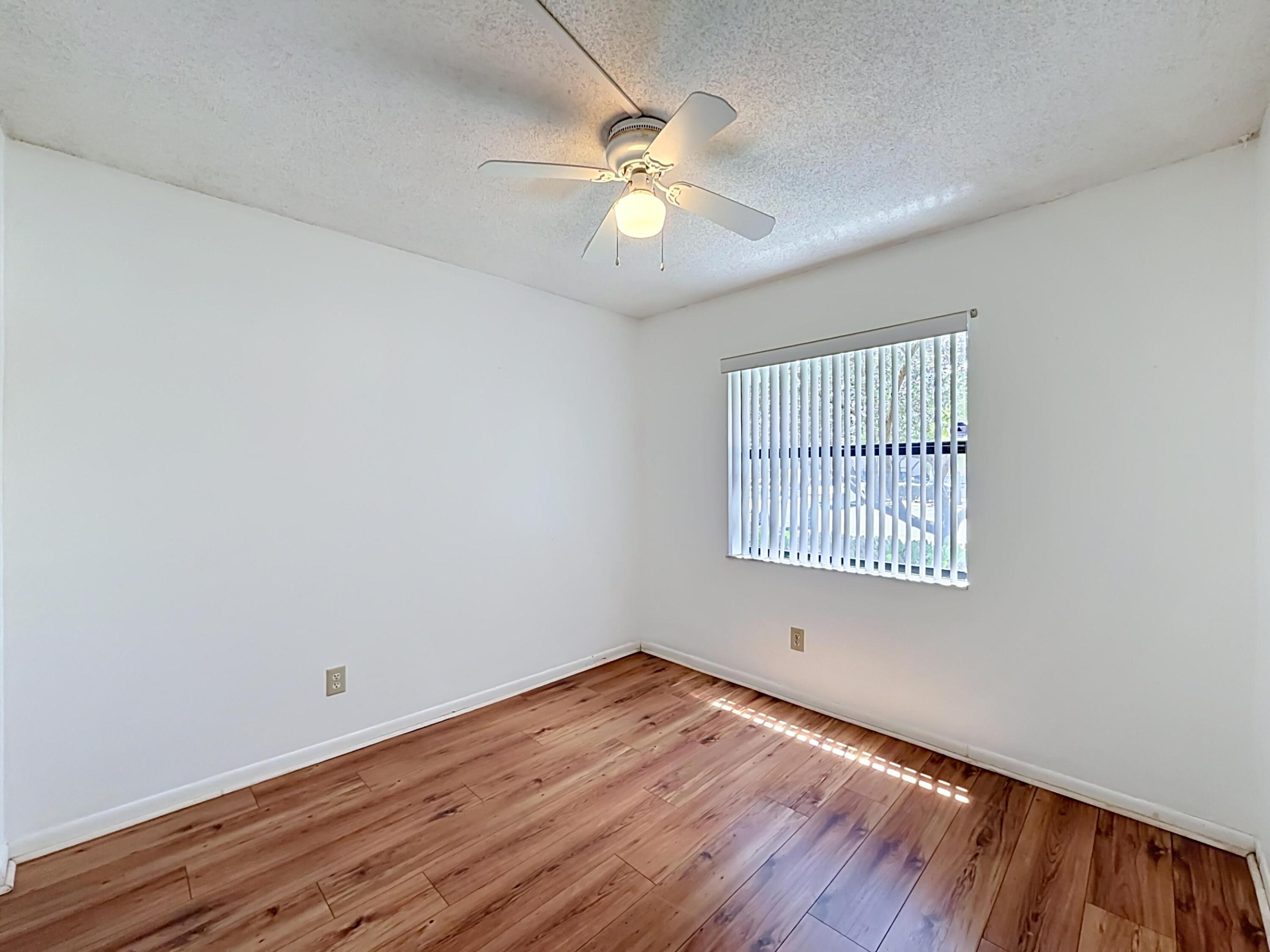 FAIRVIEW AT PEMBROKE POINTE - Residential