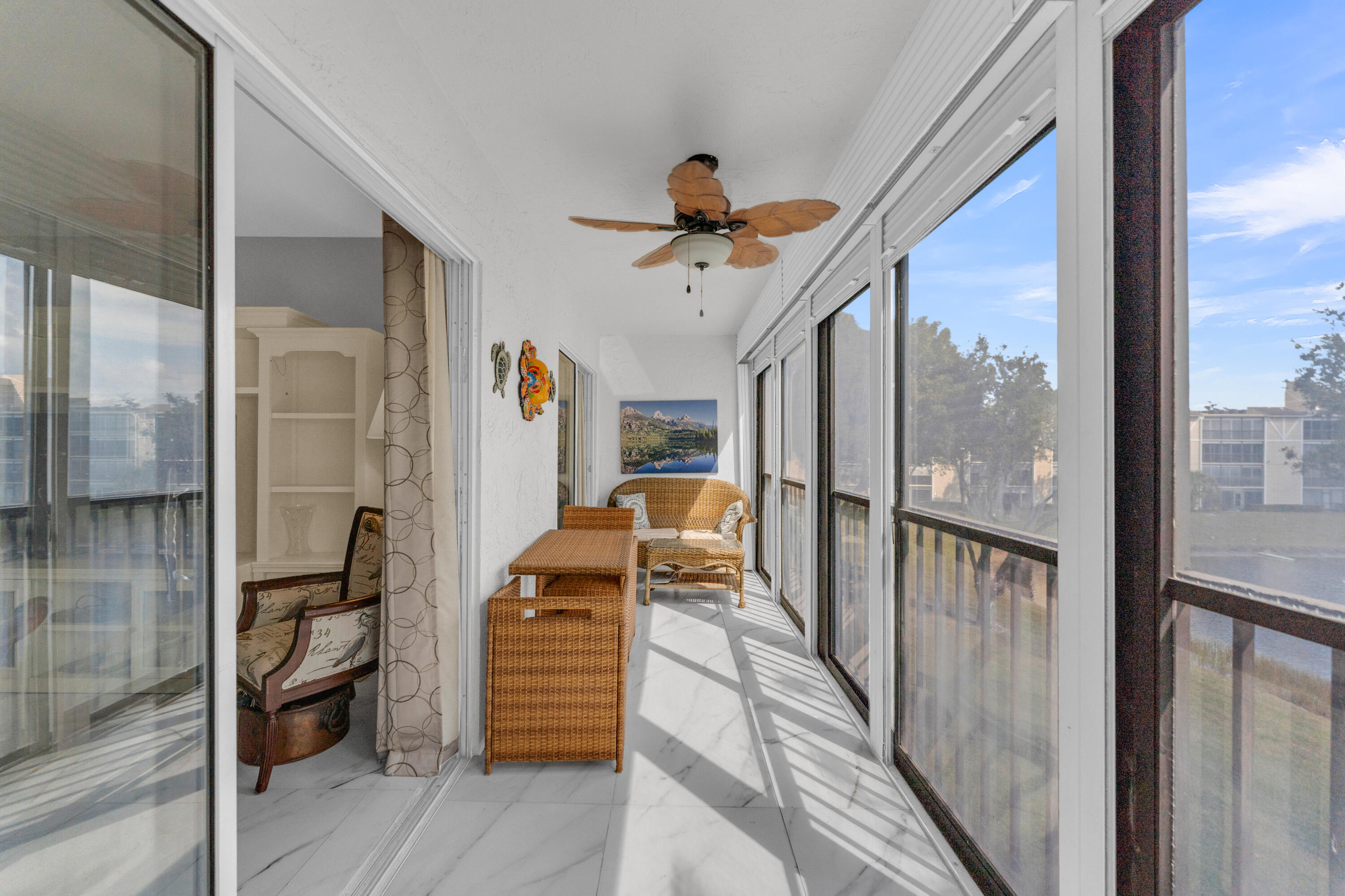 HUNTINGTON LAKES SEC THREE CONDOS - Residential