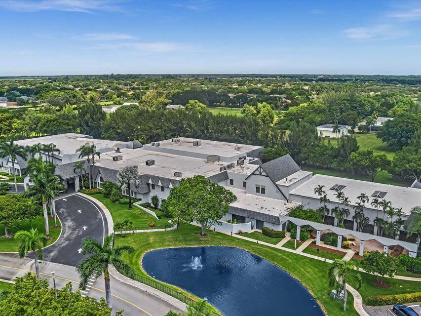HUNTINGTON LAKES SEC THREE CONDOS - Residential