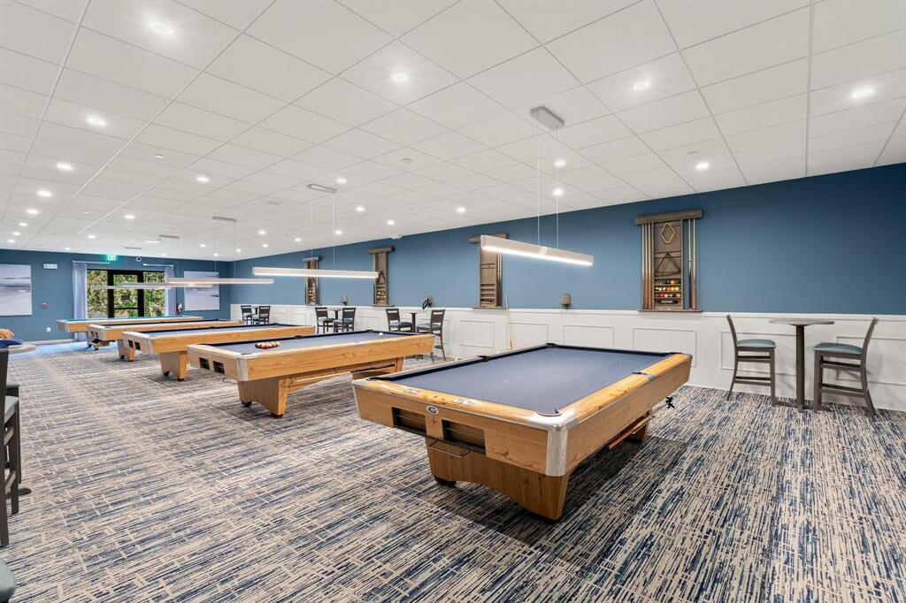 HUNTINGTON LAKES SEC THREE CONDOS - Residential