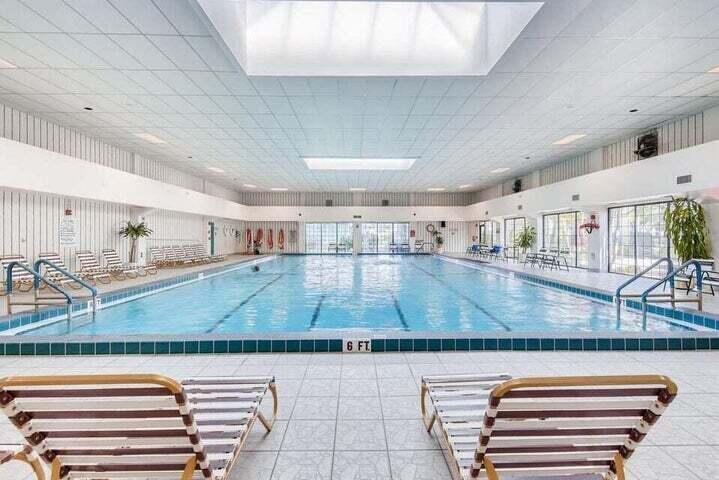 HUNTINGTON LAKES SEC THREE CONDOS - Residential