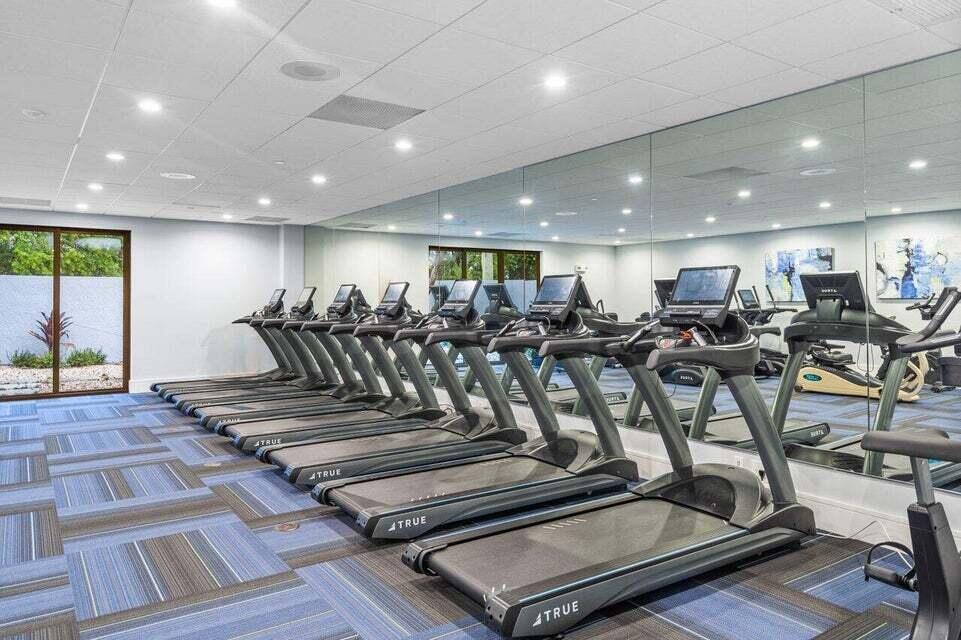 HUNTINGTON LAKES SEC THREE CONDOS - Residential