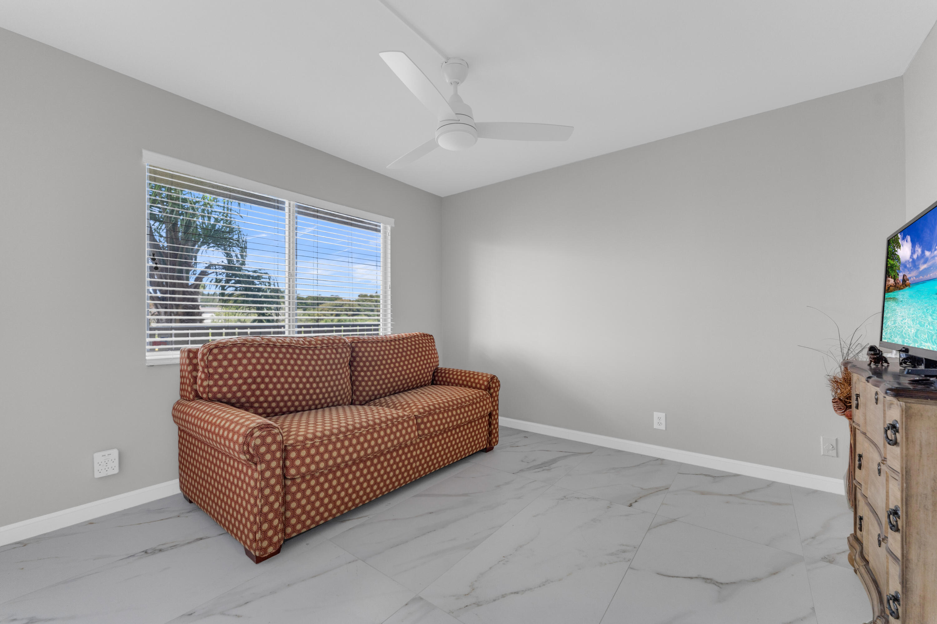 HUNTINGTON LAKES SEC THREE CONDOS - Residential