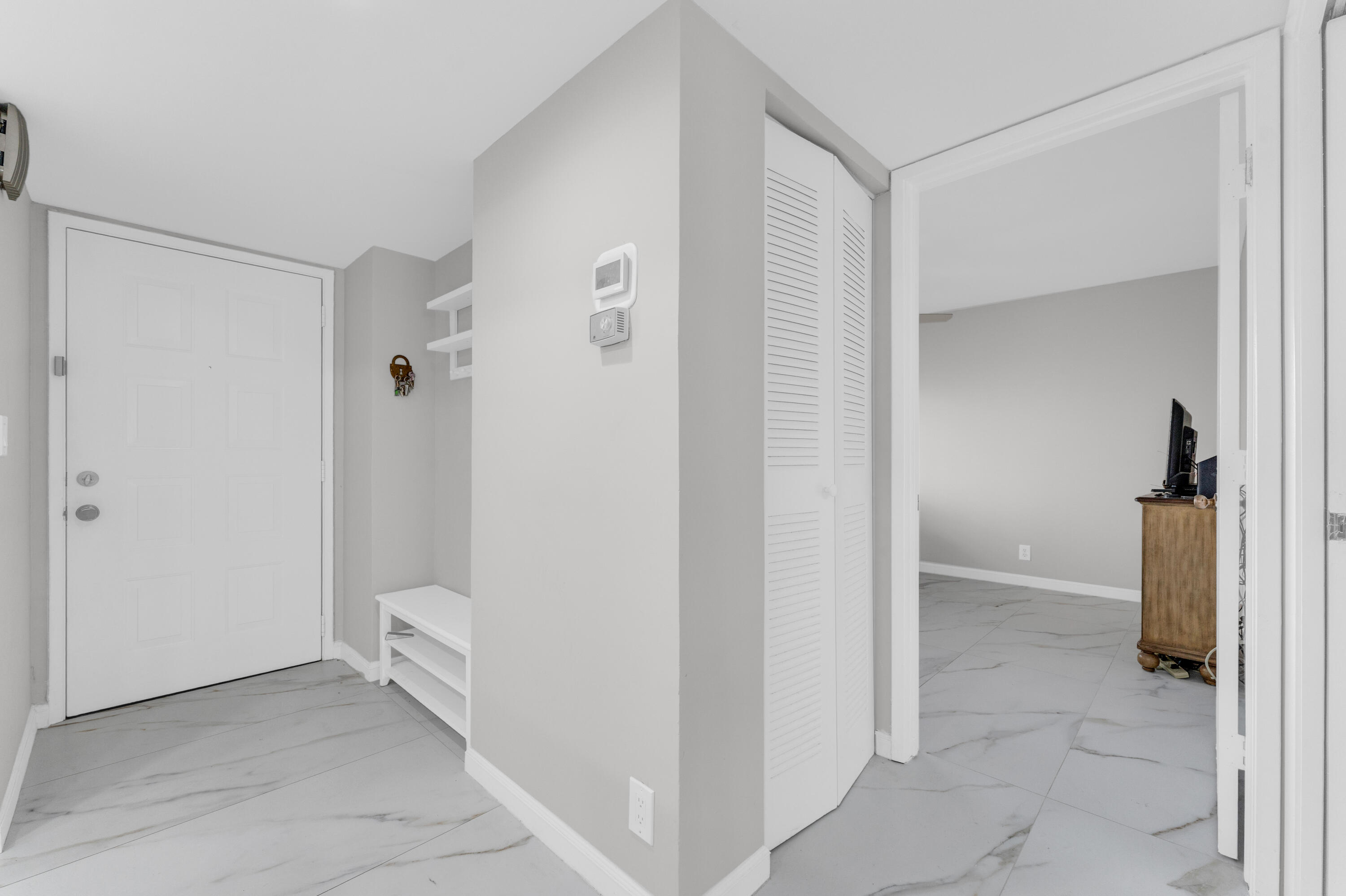HUNTINGTON LAKES SEC THREE CONDOS - Residential
