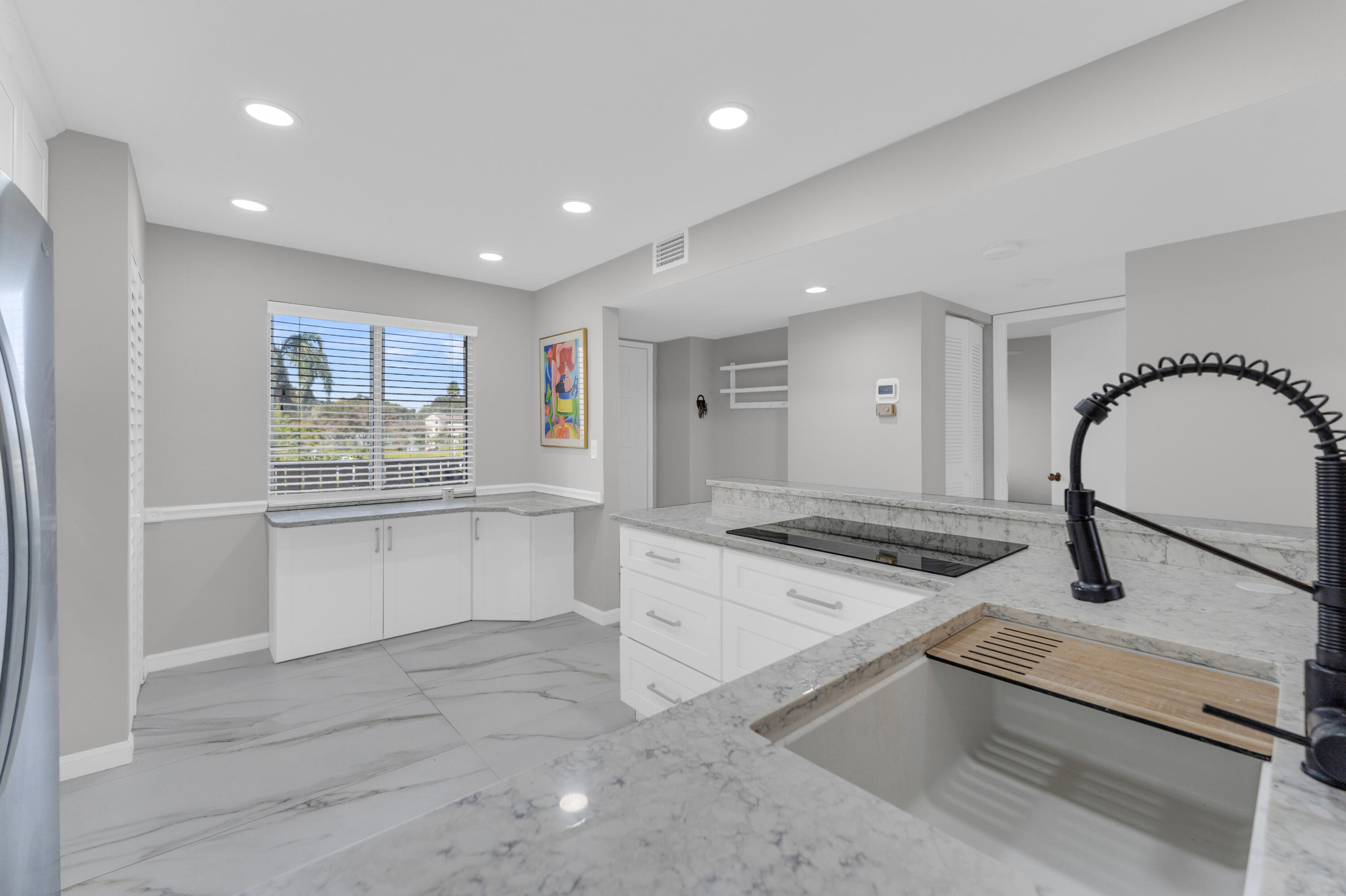 HUNTINGTON LAKES SEC THREE CONDOS - Residential