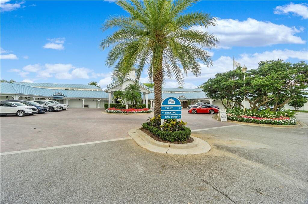 DEER CREEK COUNTRY CLUB - Residential