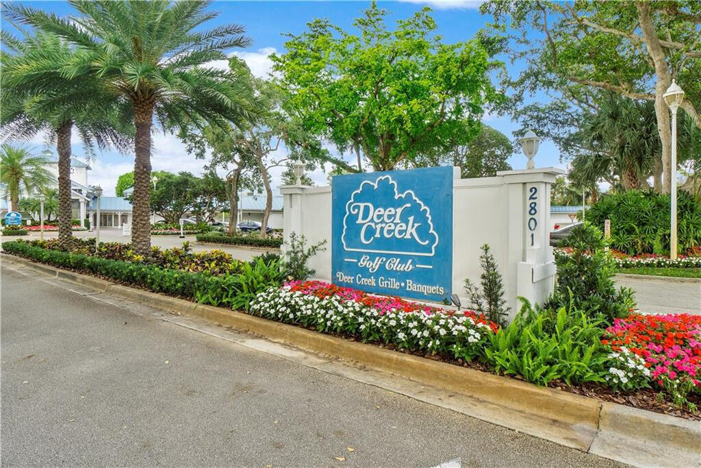 DEER CREEK COUNTRY CLUB - Residential