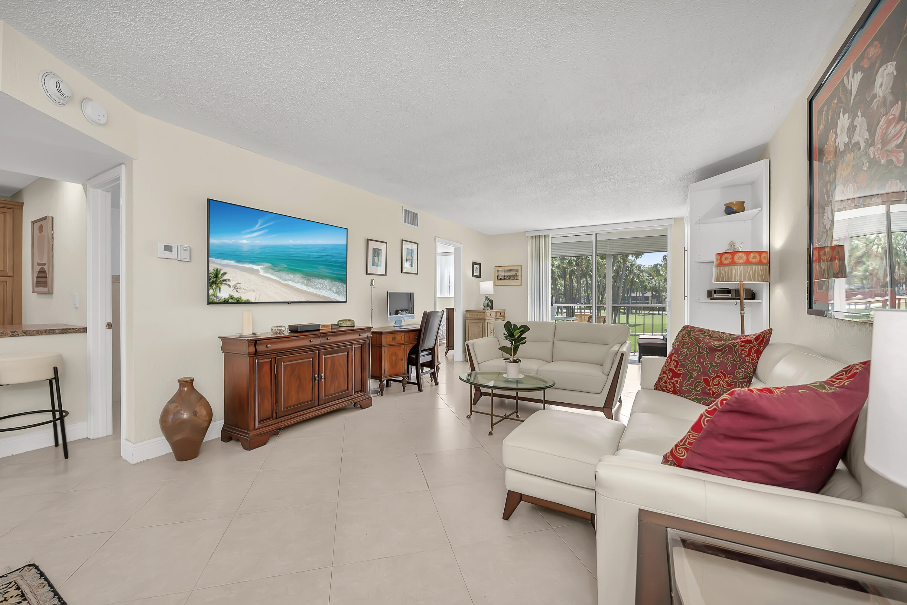 DEER CREEK COUNTRY CLUB - Residential