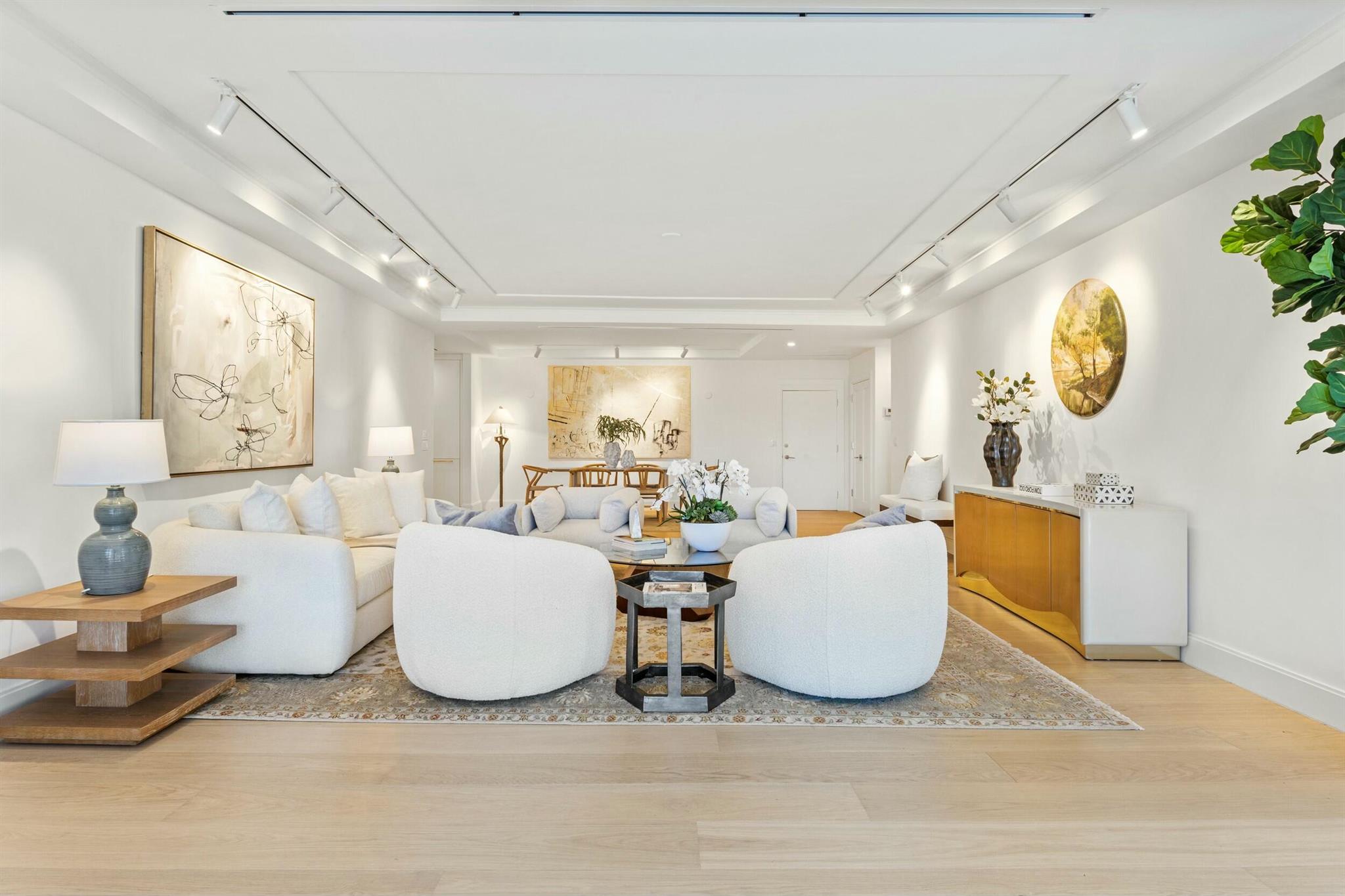 THREE HUNDRED OCEAN BLVD APTS INC - Residential
