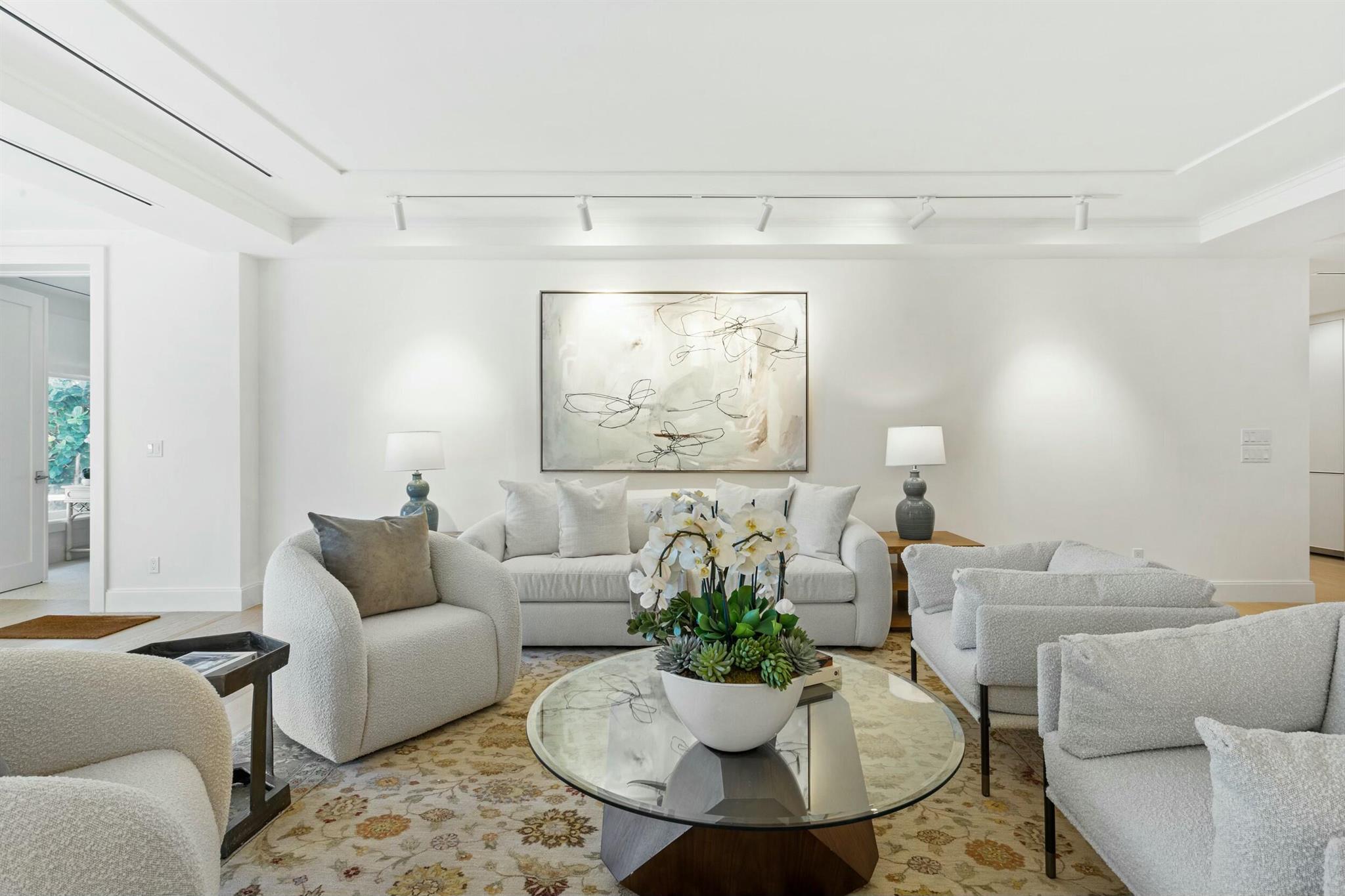 THREE HUNDRED OCEAN BLVD APTS INC - Residential