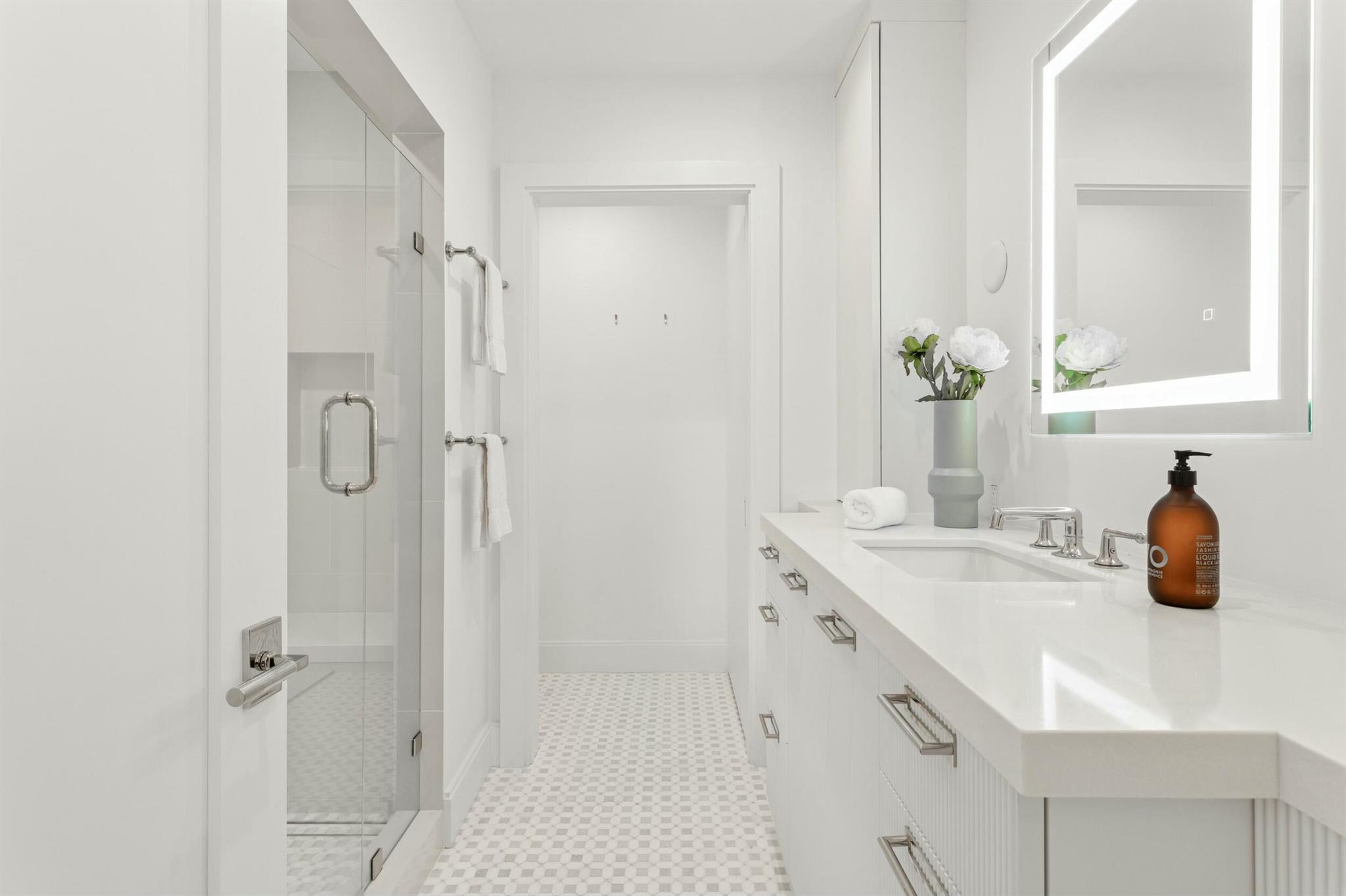 THREE HUNDRED OCEAN BLVD APTS INC - Residential
