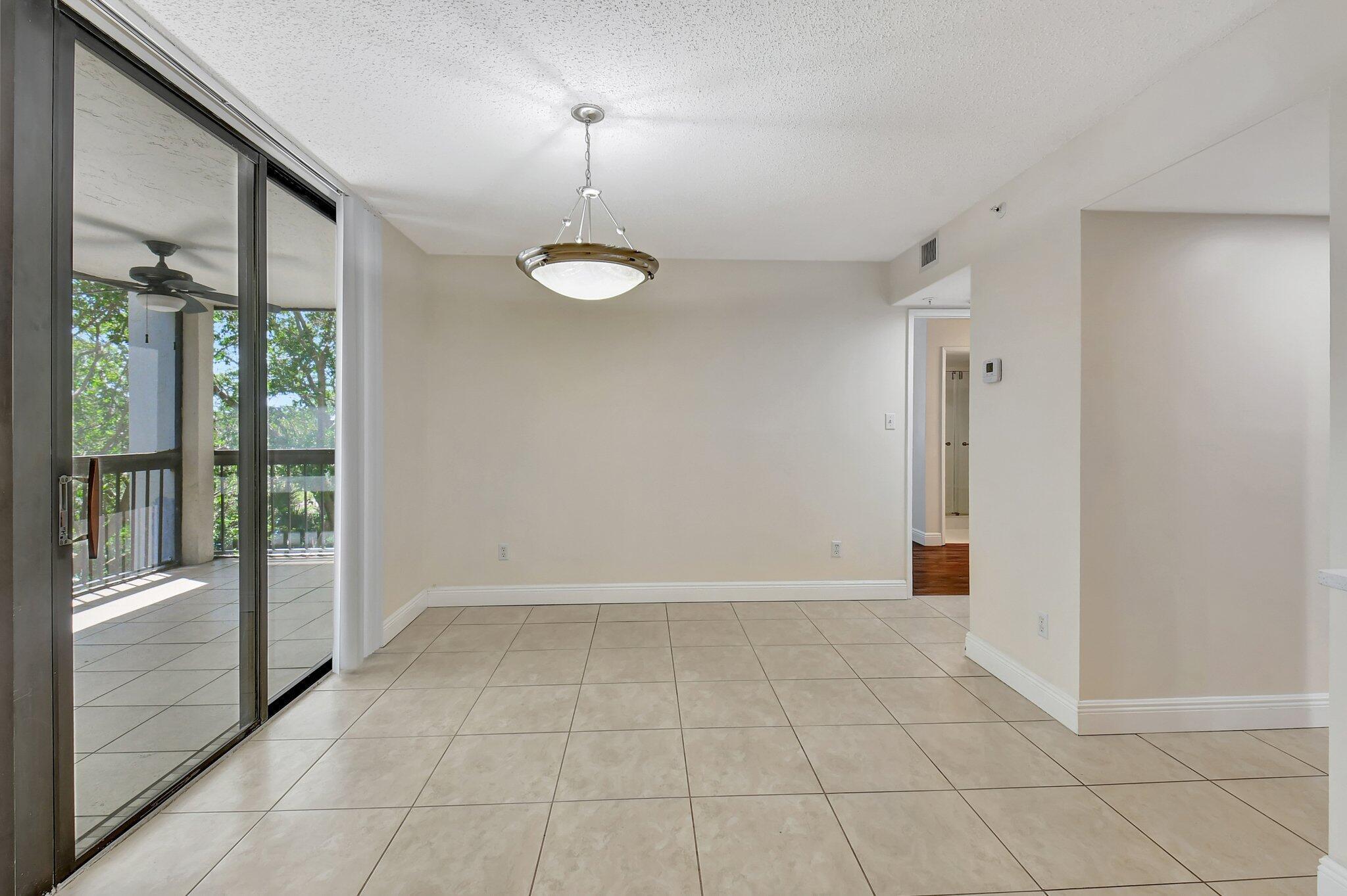 LAKESIDE CONDO - Residential Lease