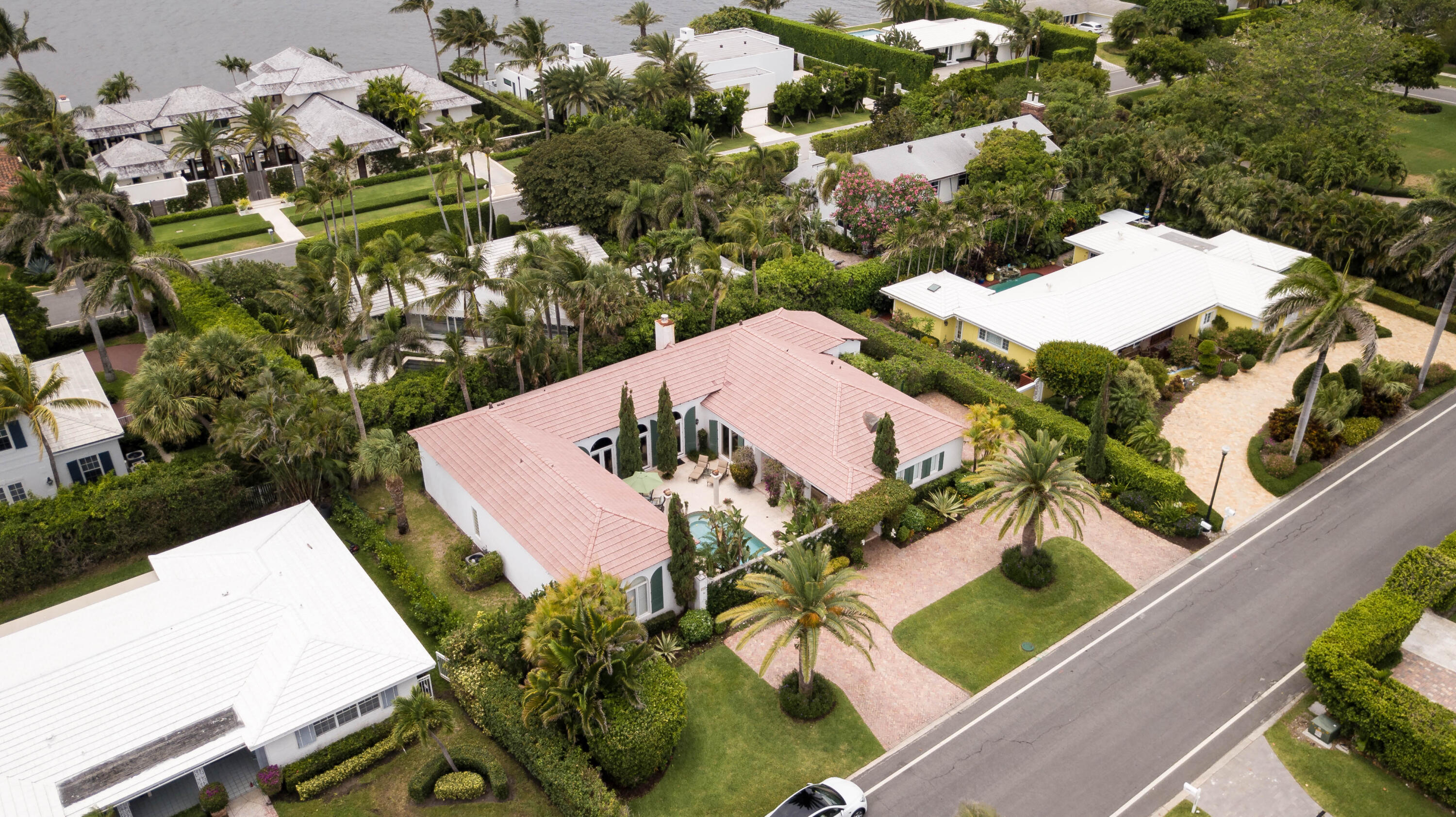 IBIS ISLE - Residential