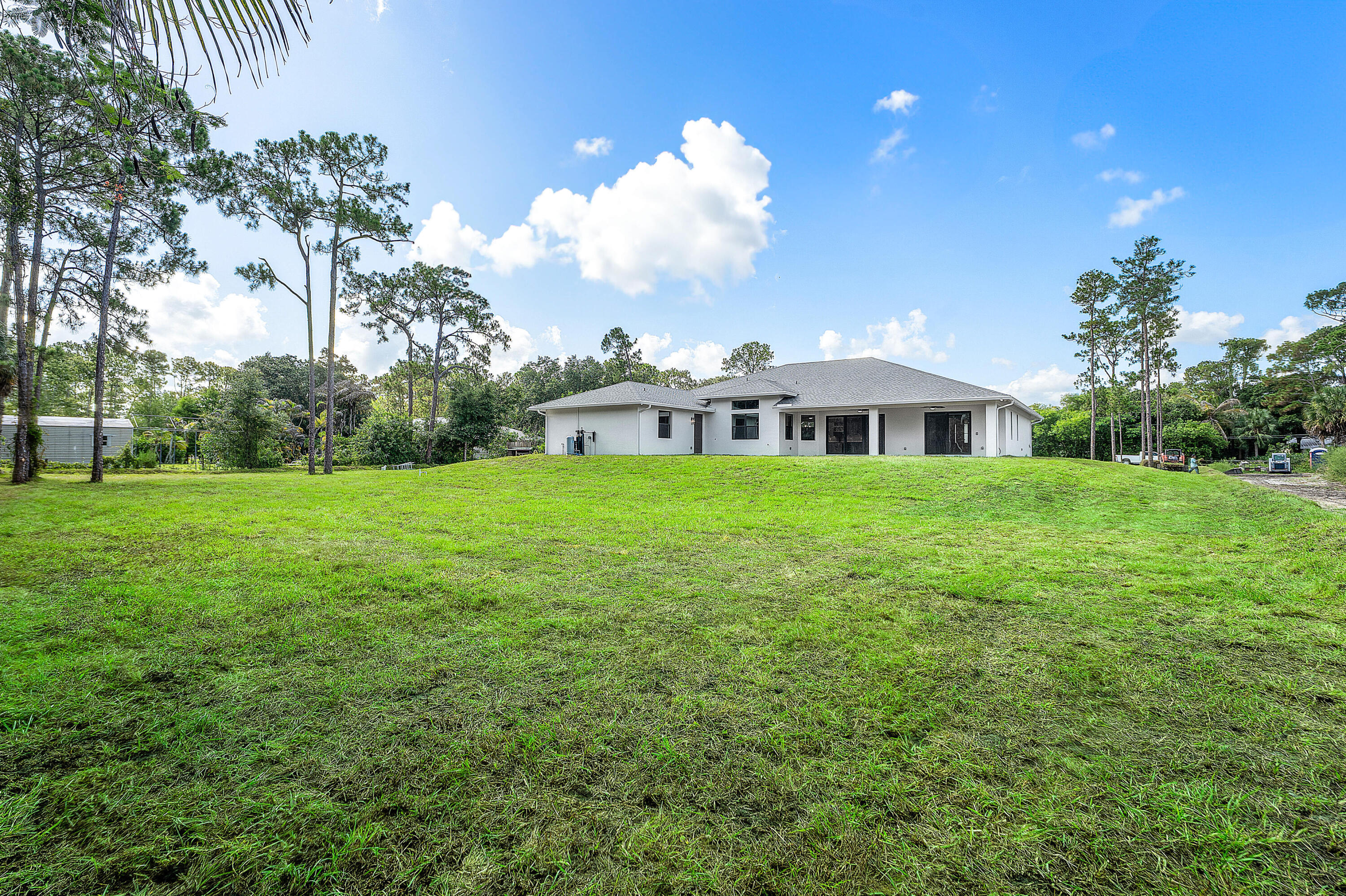 PALM BEACH COUNTRY ESTATES SEC - Residential