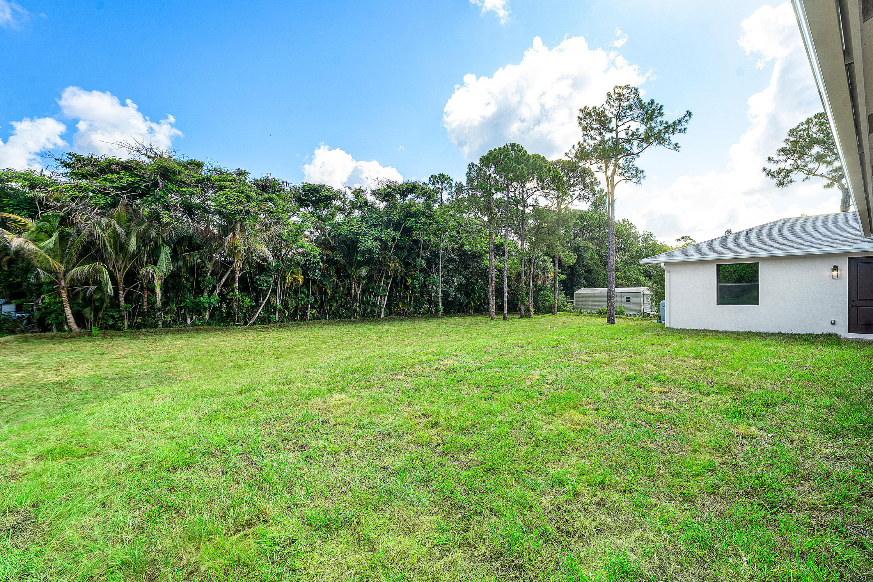 PALM BEACH COUNTRY ESTATES SEC - Residential