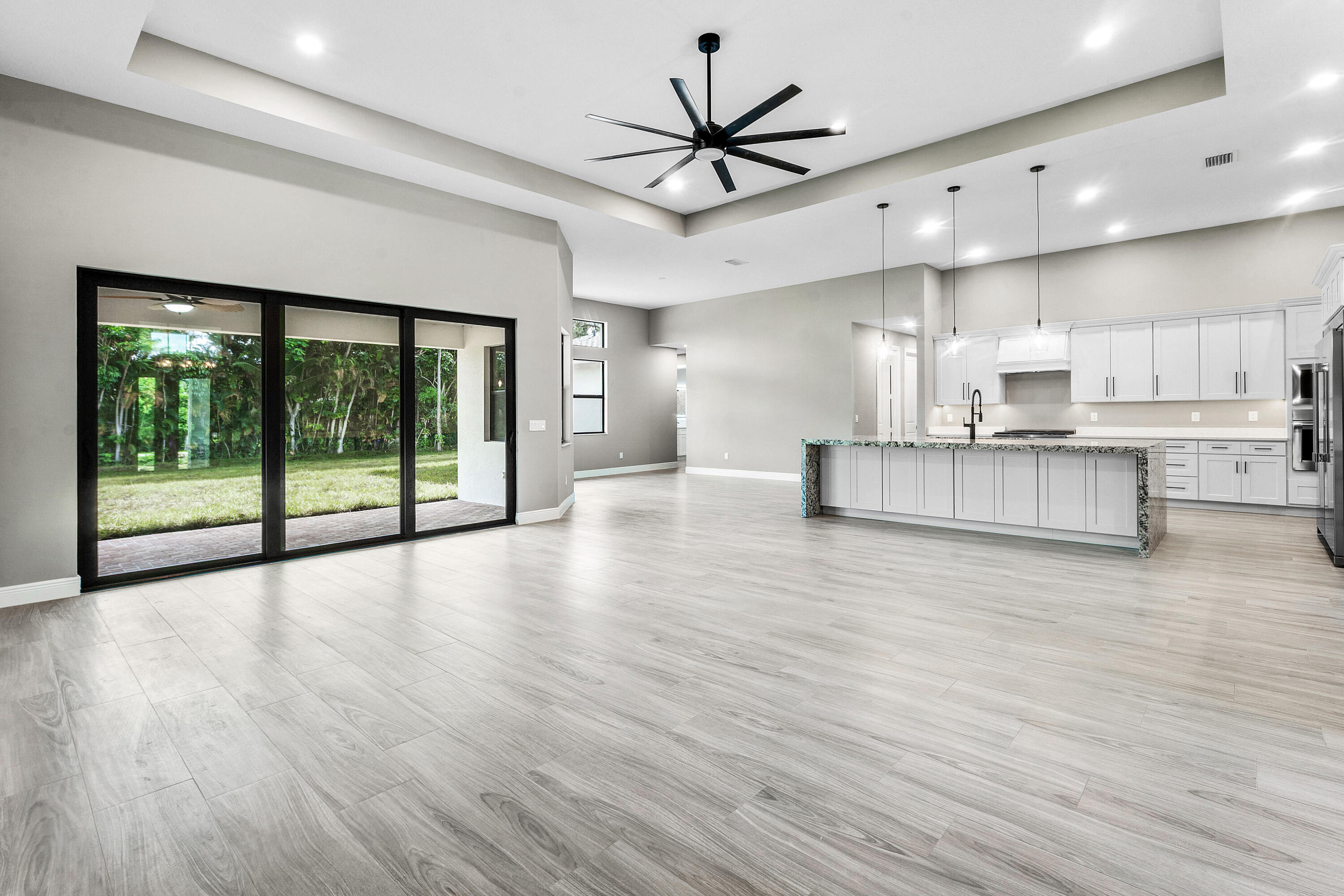 PALM BEACH COUNTRY ESTATES SEC - Residential