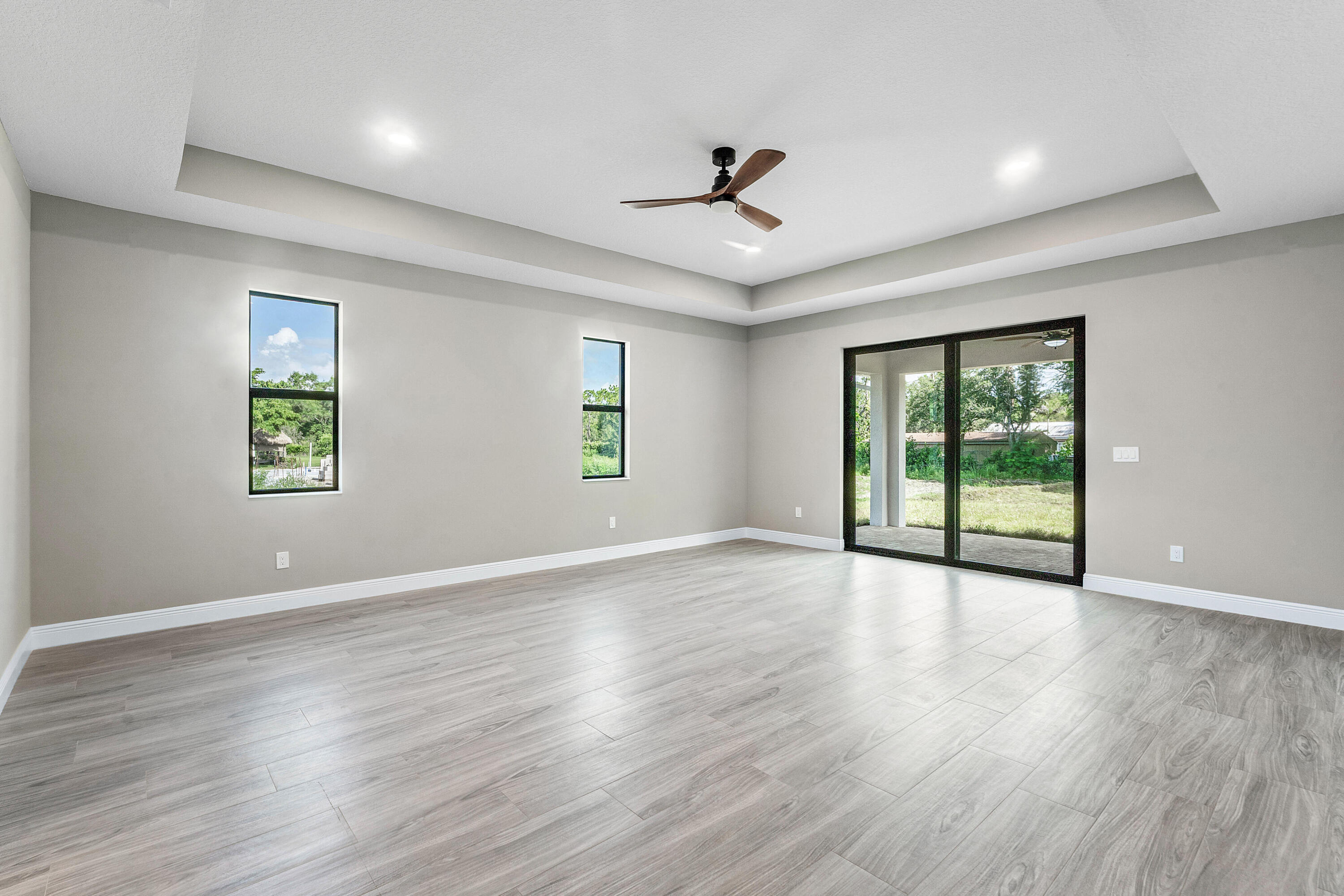 PALM BEACH COUNTRY ESTATES SEC - Residential