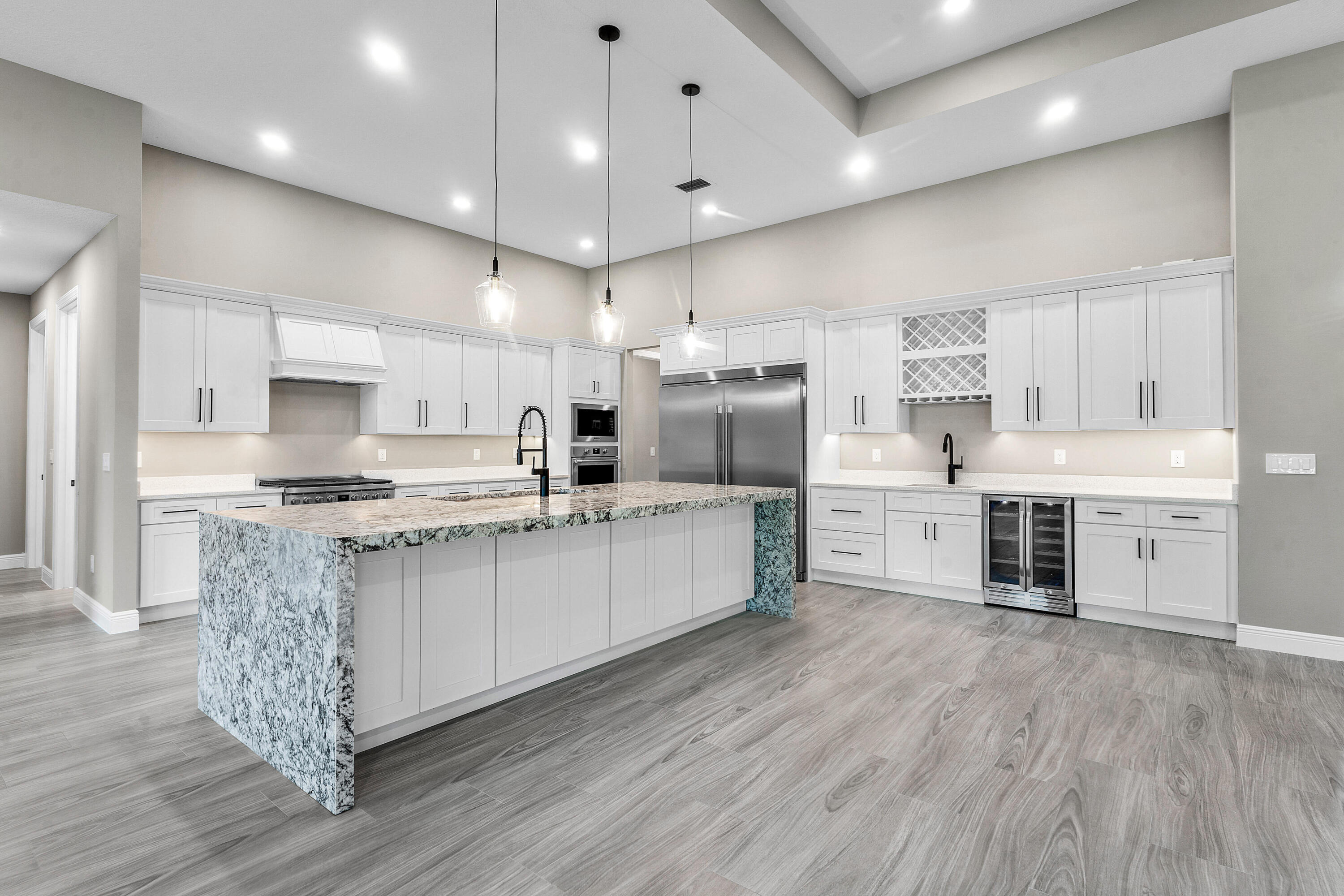 PALM BEACH COUNTRY ESTATES SEC - Residential