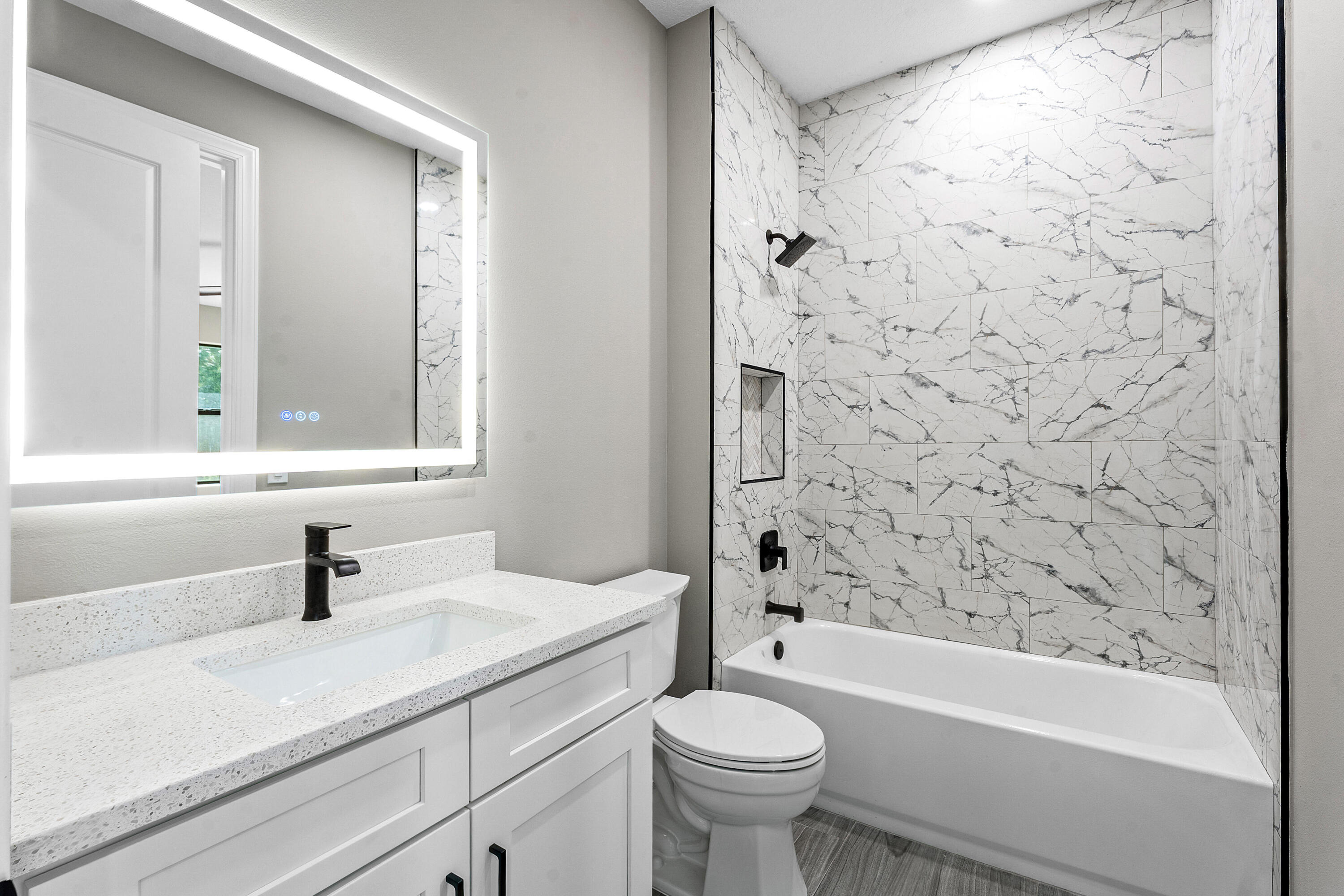 PALM BEACH COUNTRY ESTATES SEC - Residential
