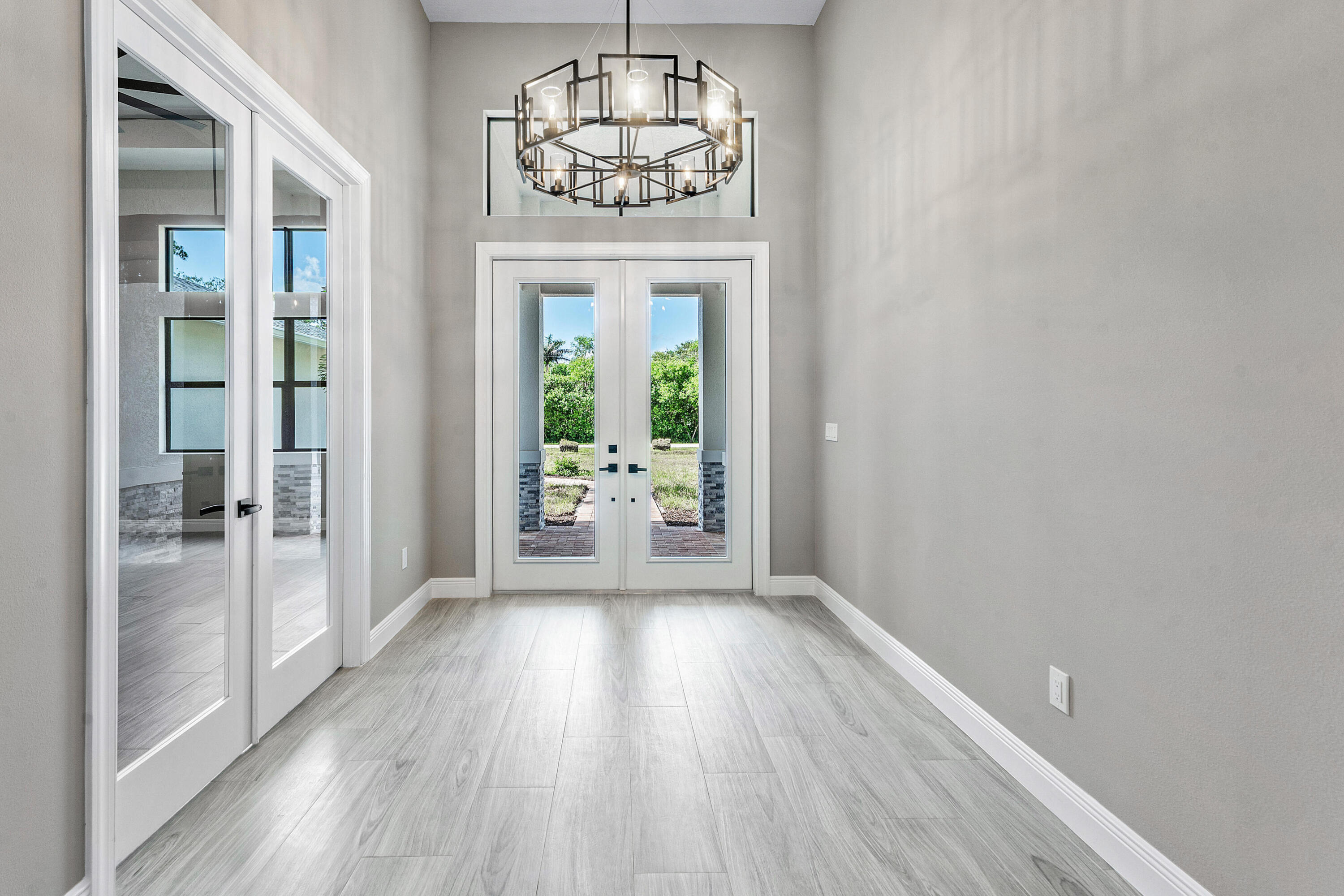 PALM BEACH COUNTRY ESTATES SEC - Residential