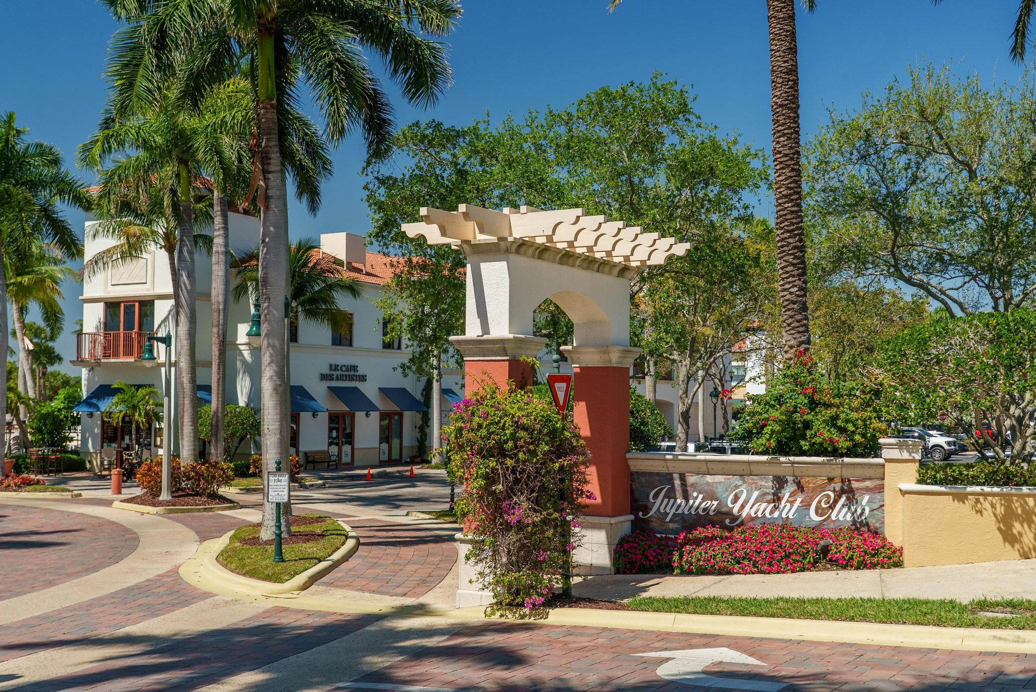 TIERRA DEL SOL AT JUPITER CONDO - Residential