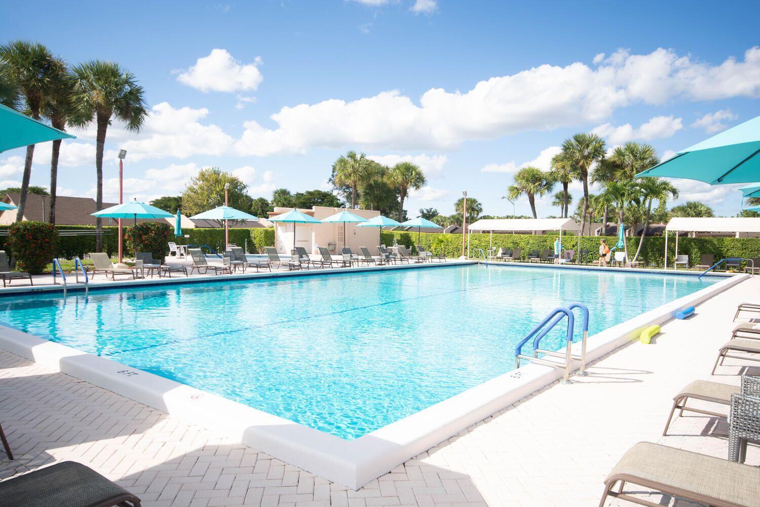 GOLDEN LAKES VILLAGE - Residential