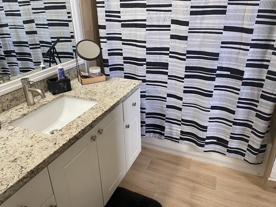 UNIVERSITY PARK - Residential Lease