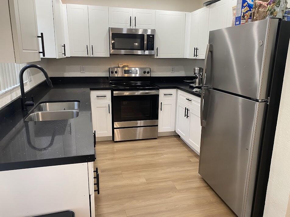 UNIVERSITY PARK - Residential Lease