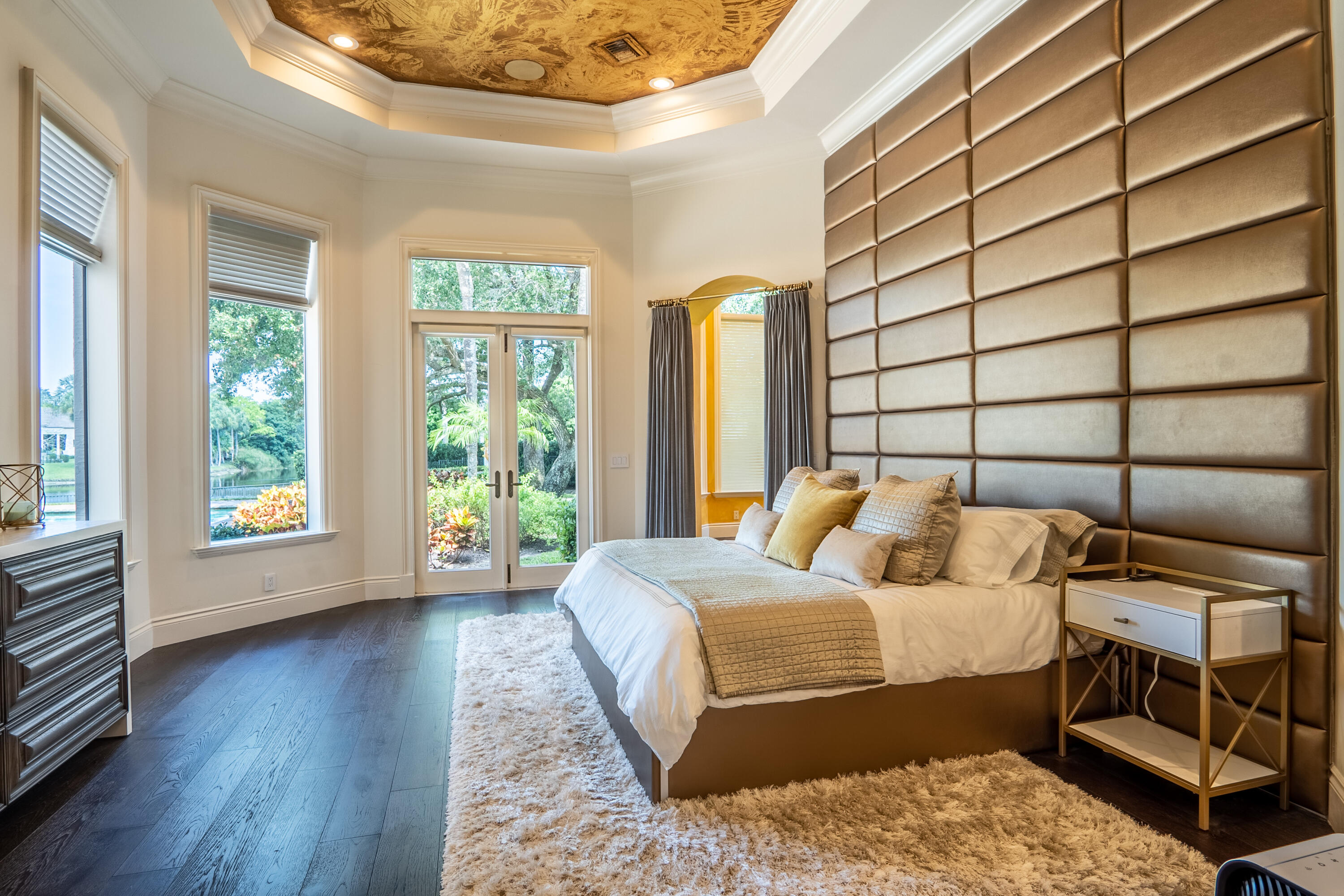FOXE CHASE - Residential