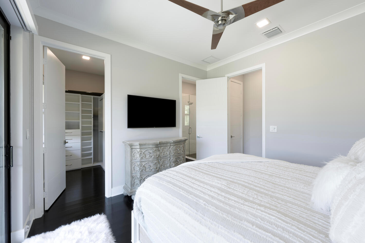 RIDGE HARBOUR ESTATES - Residential