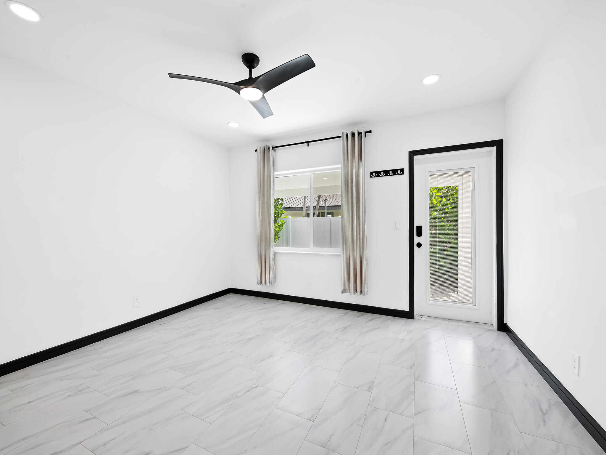 LAS OLAS PARK CORR PLAT - Residential