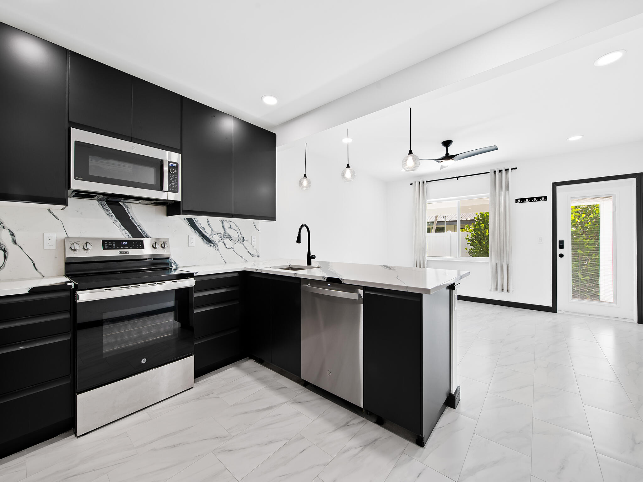 LAS OLAS PARK CORR PLAT - Residential