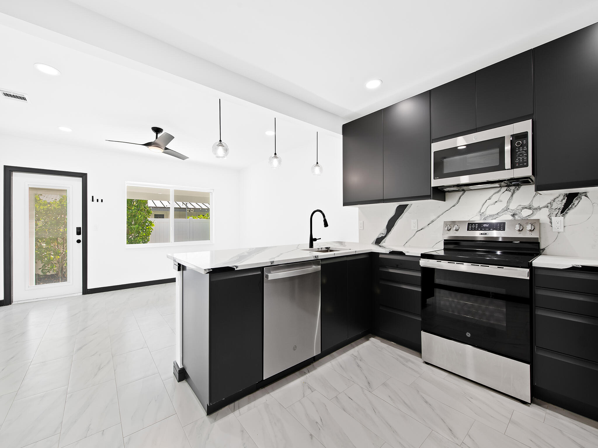LAS OLAS PARK CORR PLAT - Residential