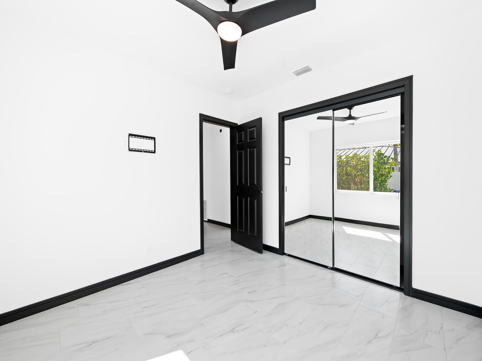 LAS OLAS PARK CORR PLAT - Residential