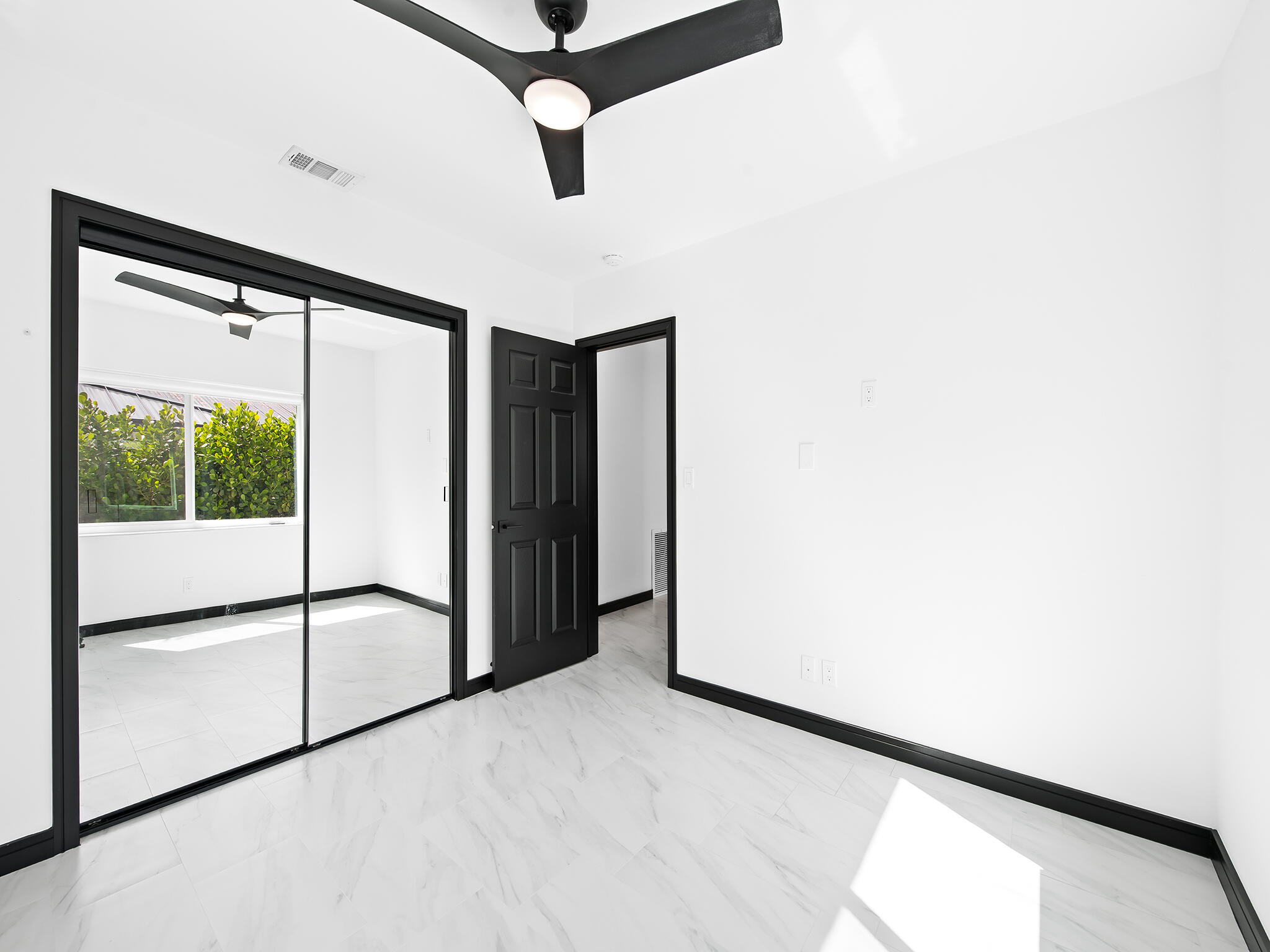 LAS OLAS PARK CORR PLAT - Residential
