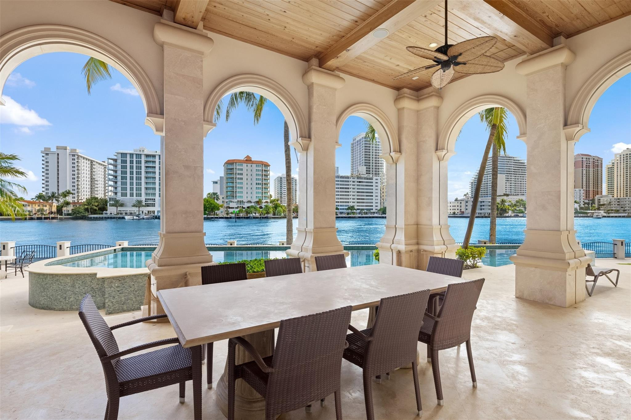 SEA ISLAND - Residential