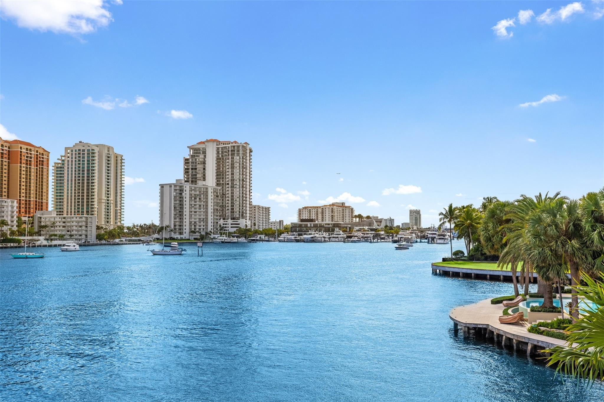 SEA ISLAND - Residential