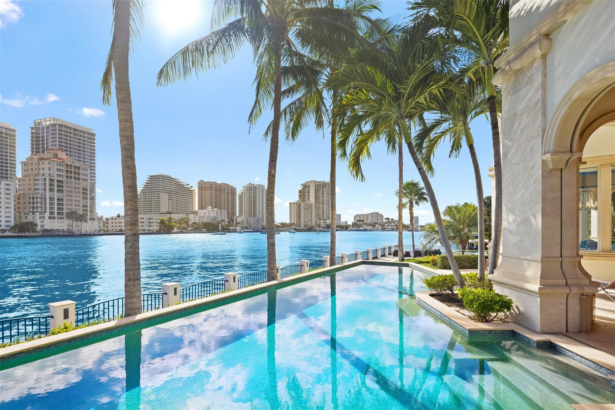 SEA ISLAND - Residential