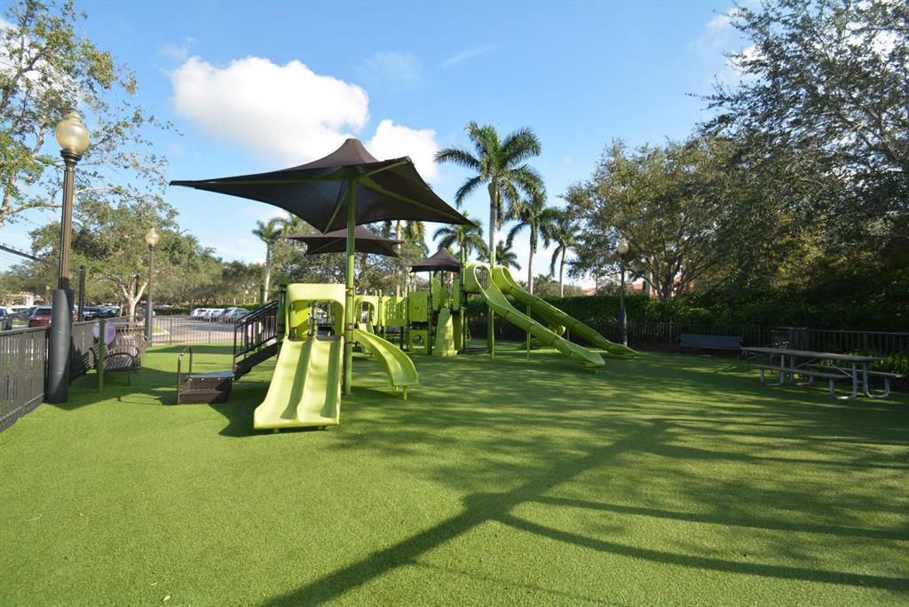MIRASOL Palacio - Residential