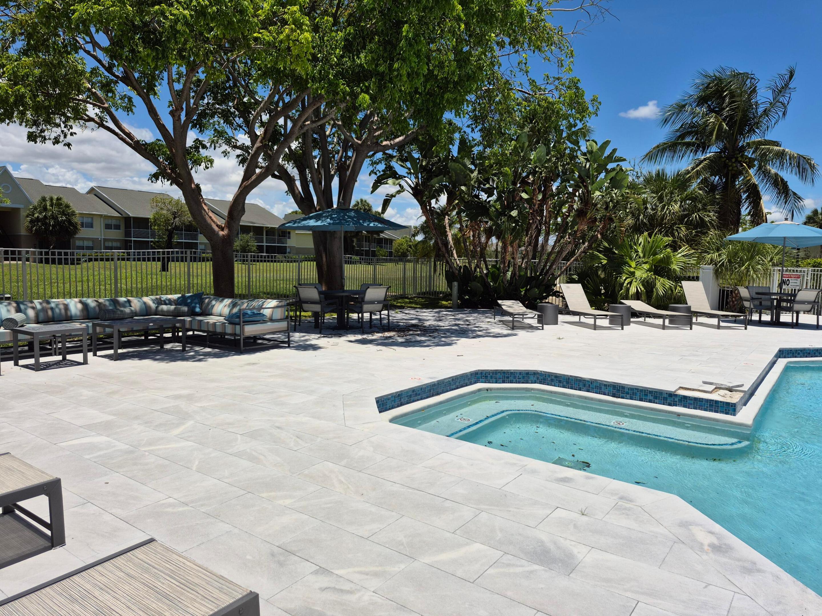 BREEZES AT PALM AIRE CONDO - Residential Lease