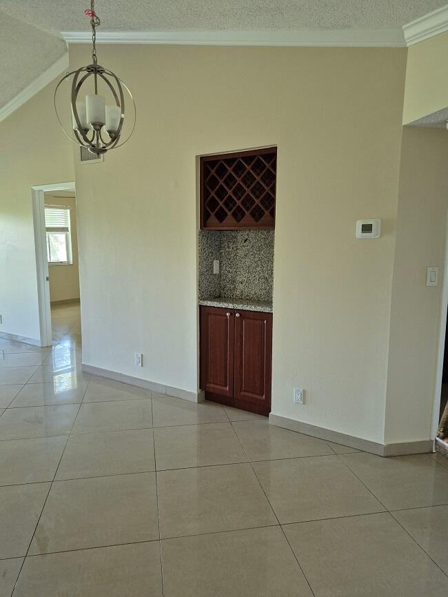 BREEZES AT PALM AIRE CONDO - Residential Lease