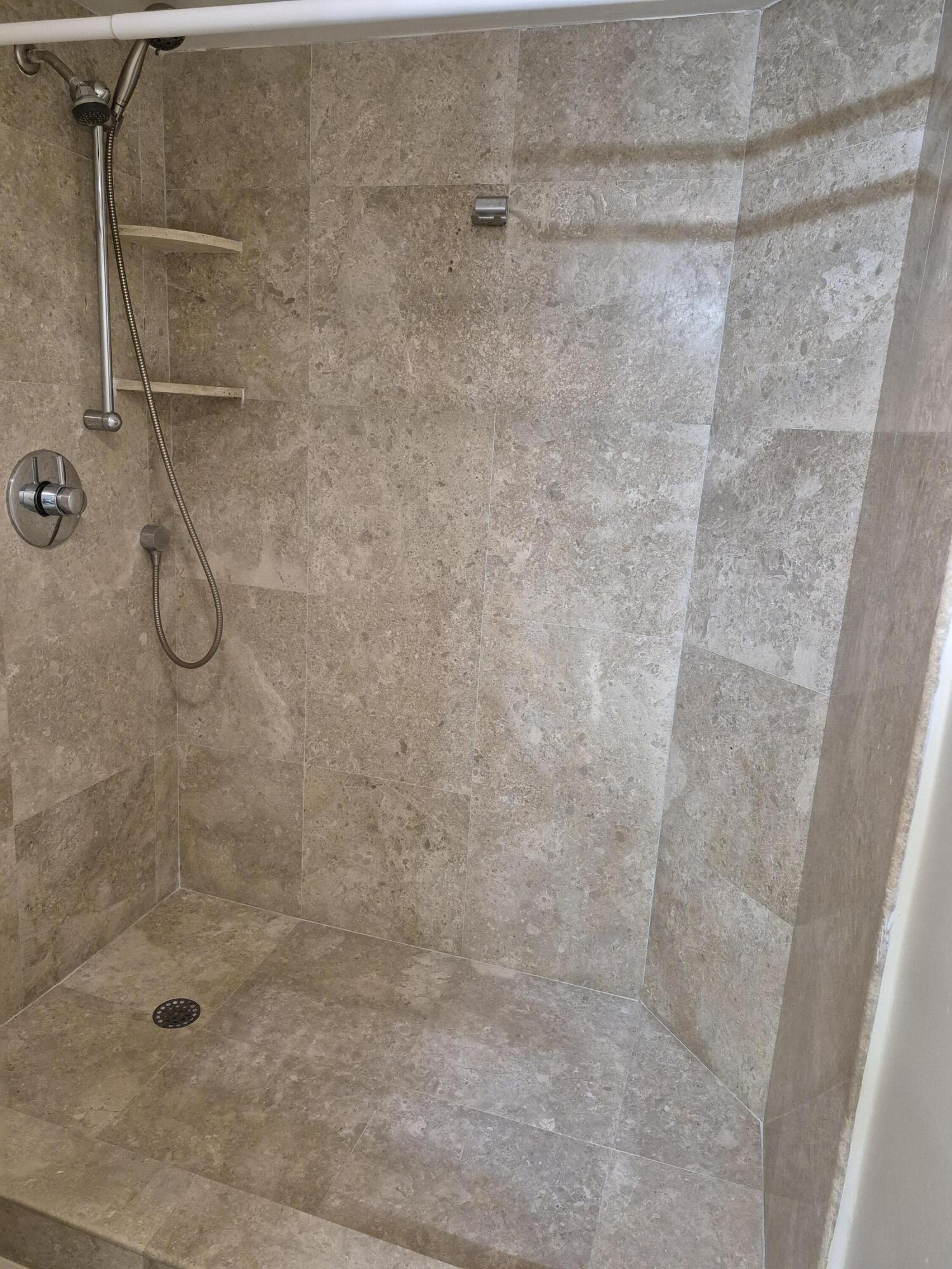 BREEZES AT PALM AIRE CONDO - Residential Lease