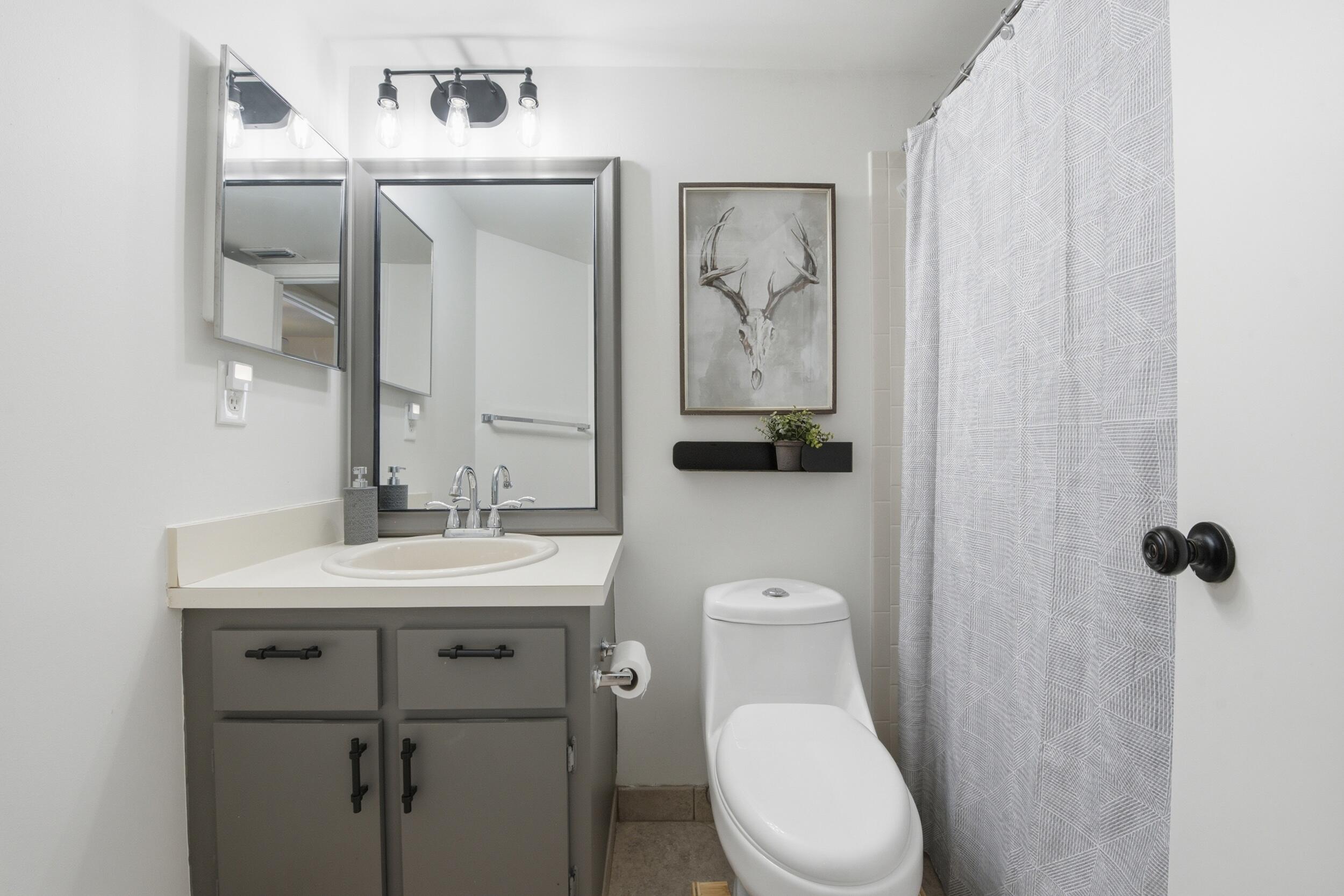 VIEWPOINTE CONDO - Residential
