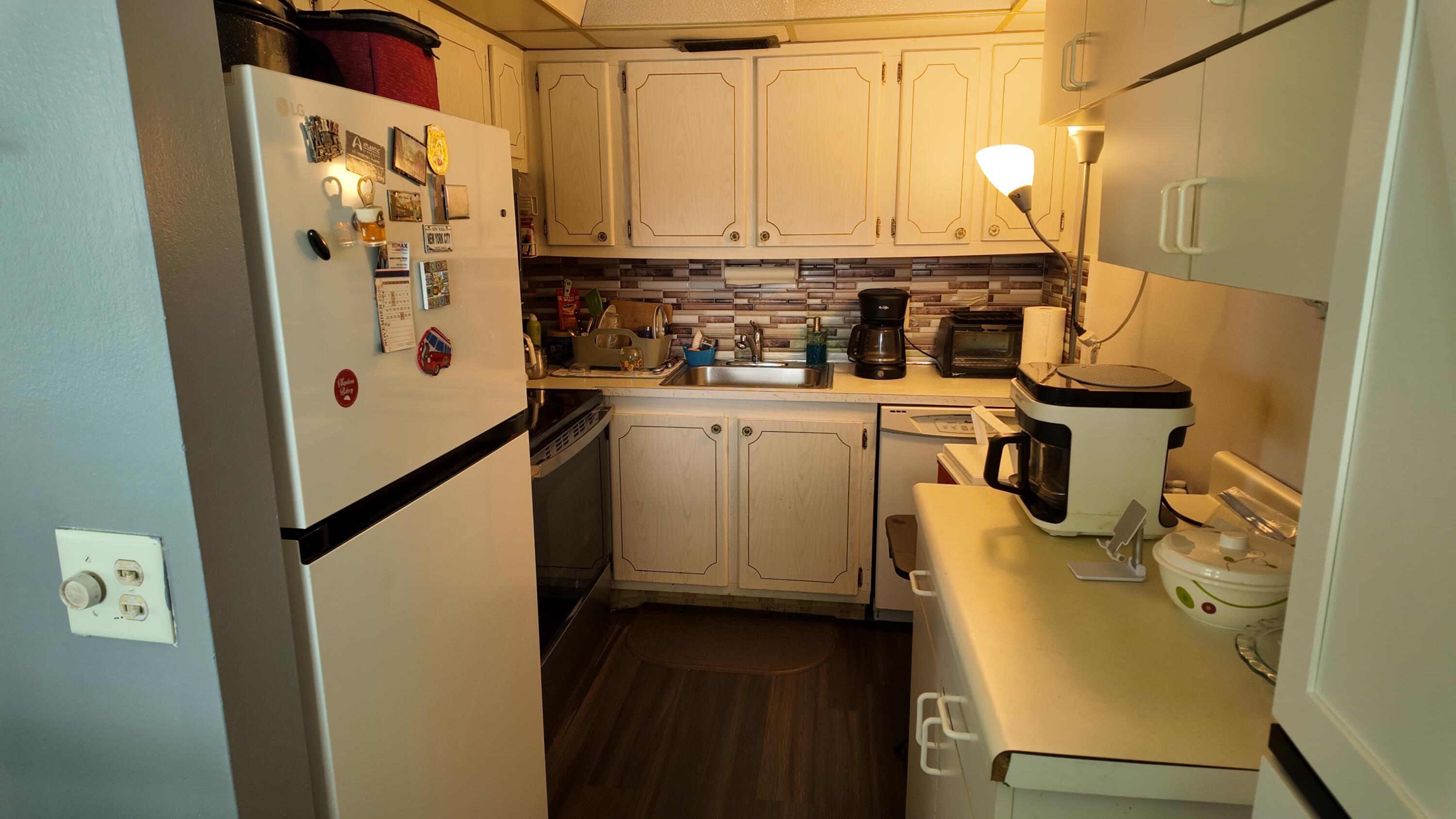 CHATHAM CONDOS - Residential