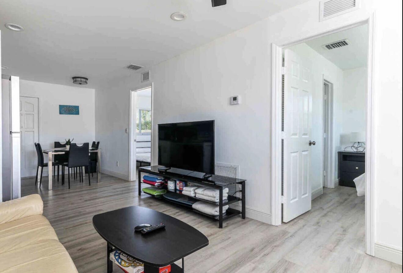 BOCA WOODS - Residential Lease