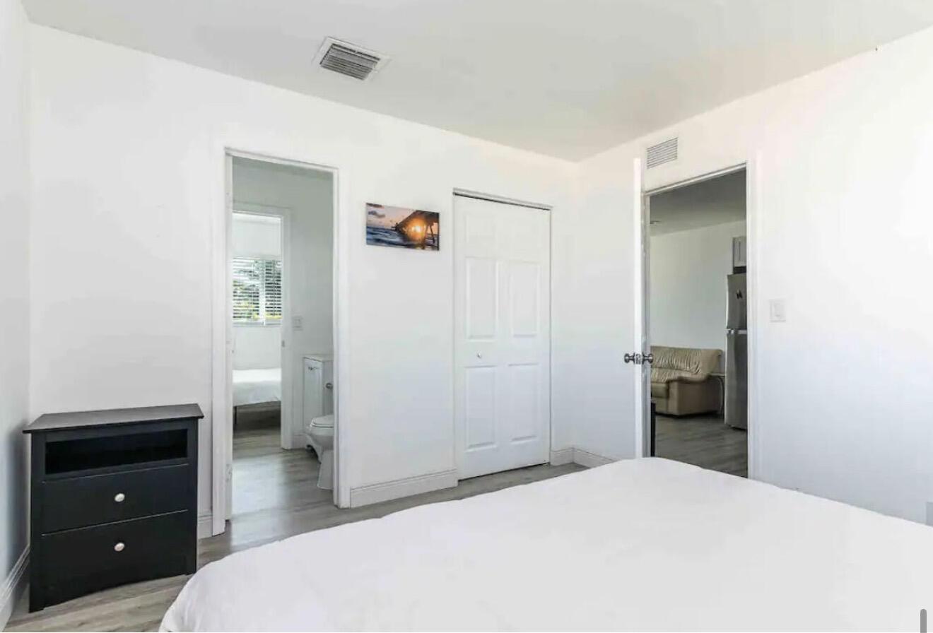 BOCA WOODS - Residential Lease