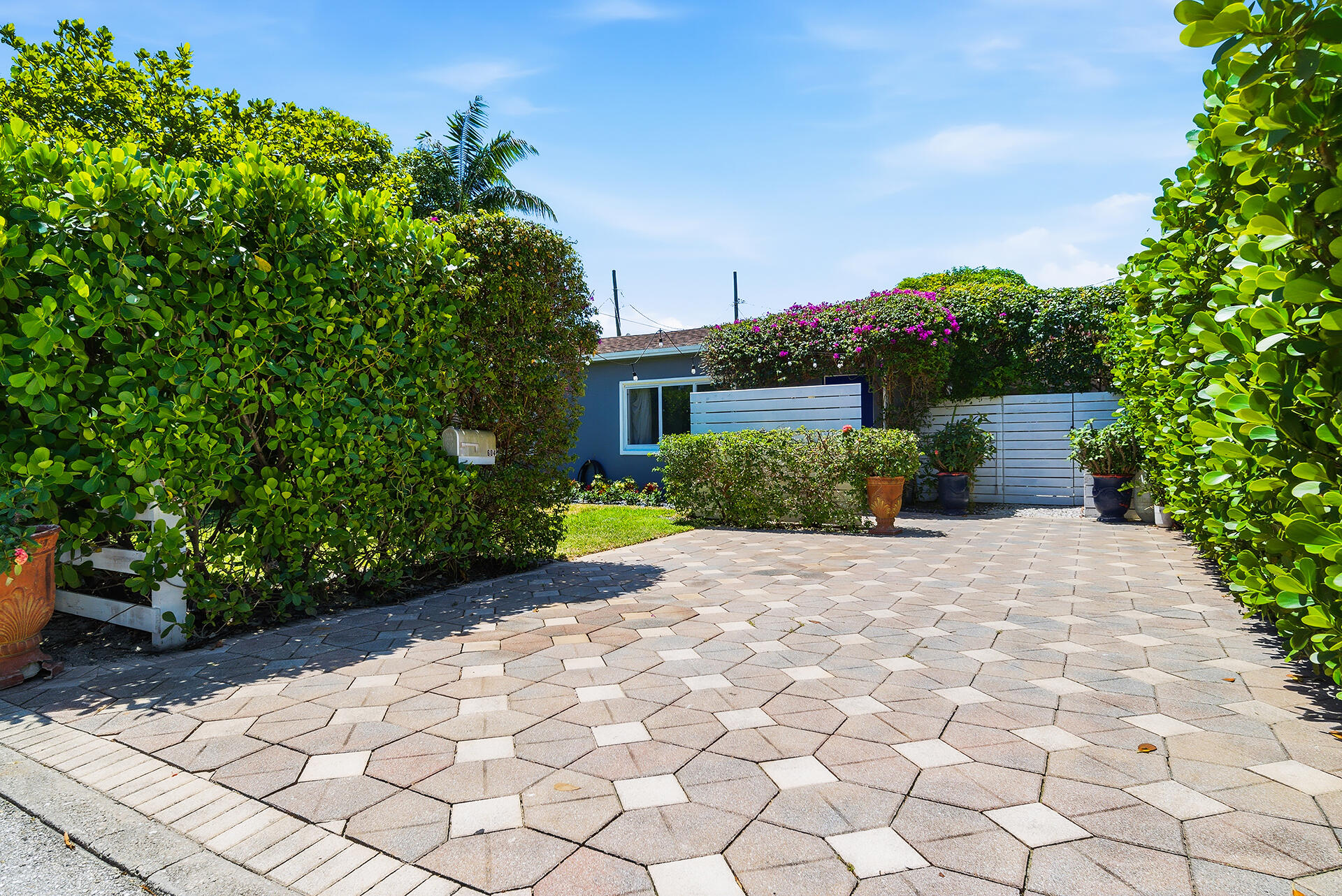FAIRFAX PARK ADD - Residential Lease