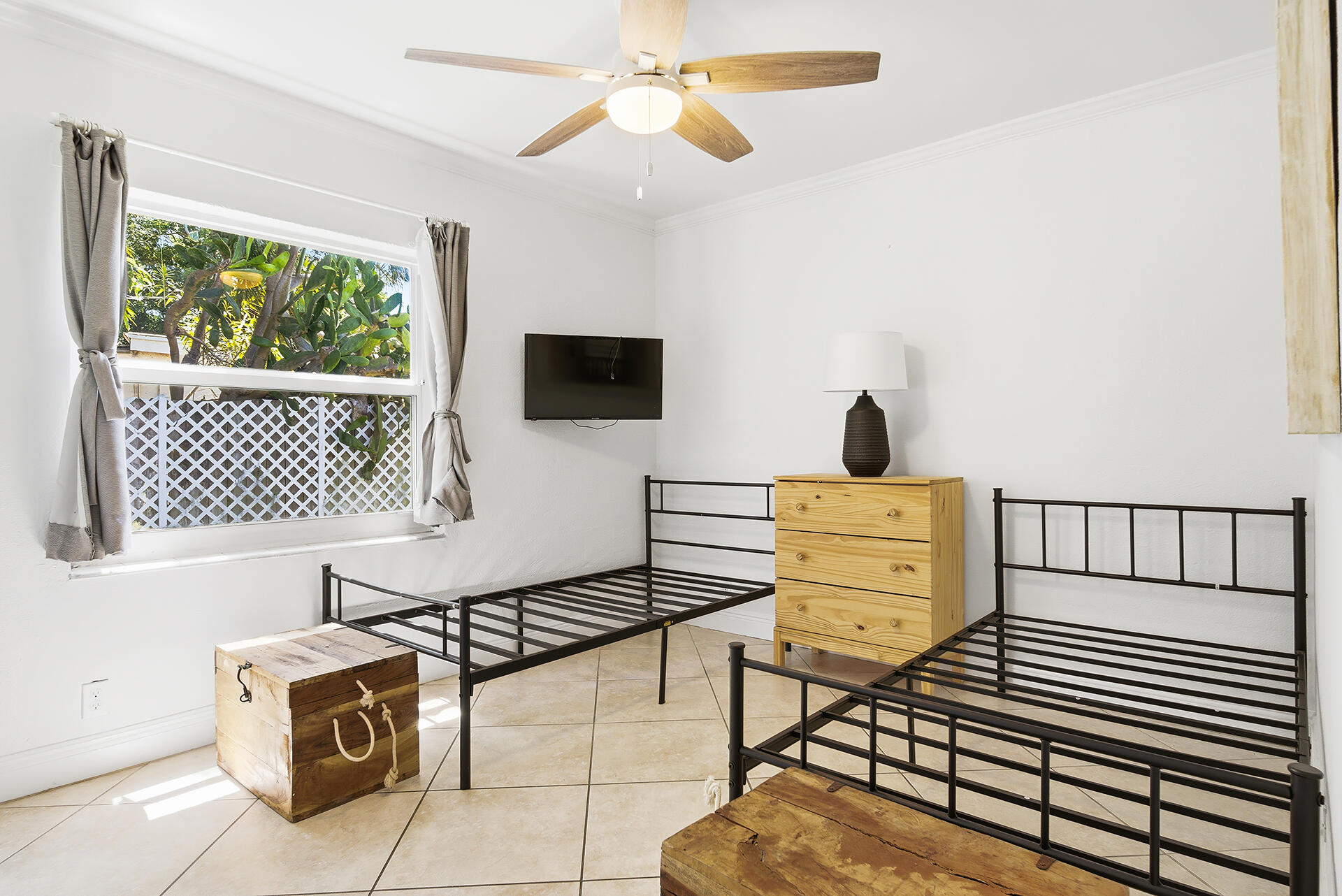 FAIRFAX PARK ADD - Residential Lease