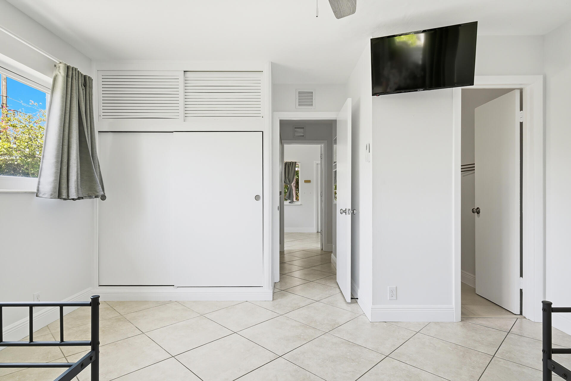 FAIRFAX PARK ADD - Residential Lease